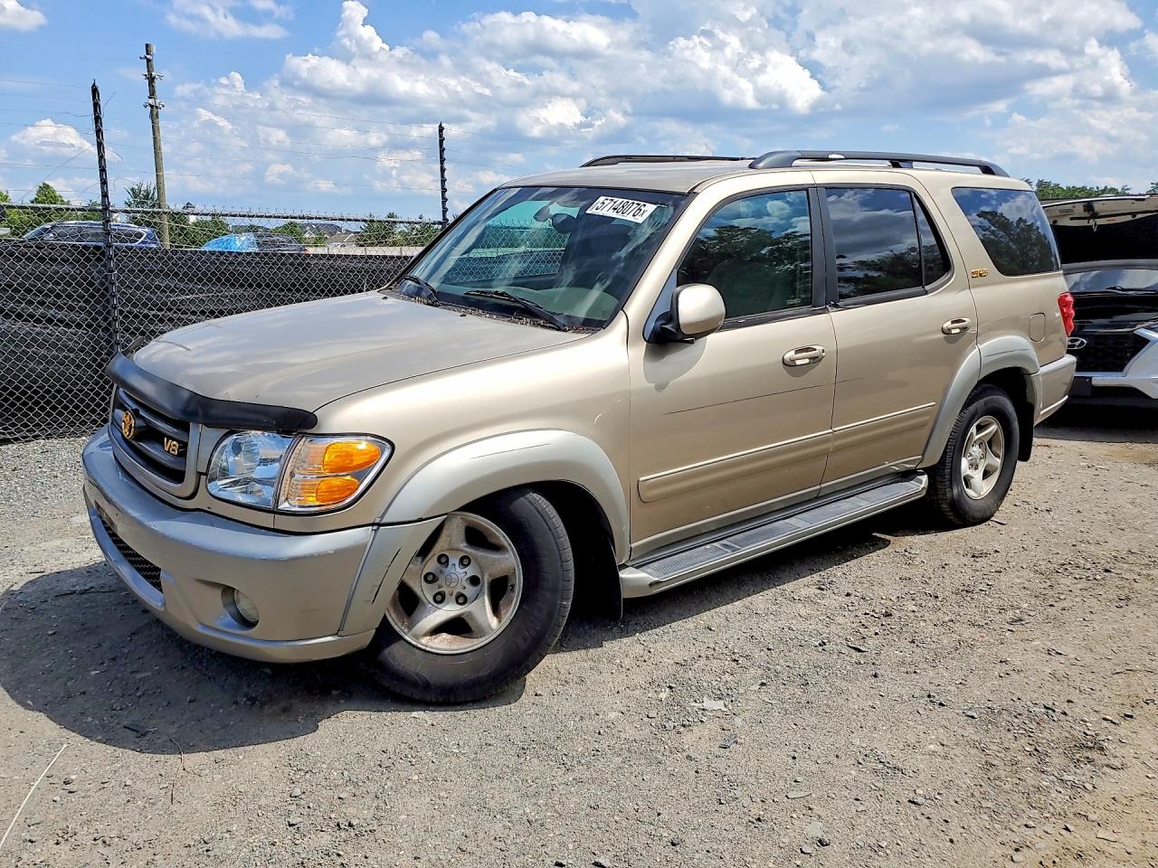 2002 Toyota Sequoia Sr5 Золотой vin: 5TDBT44A82S071439