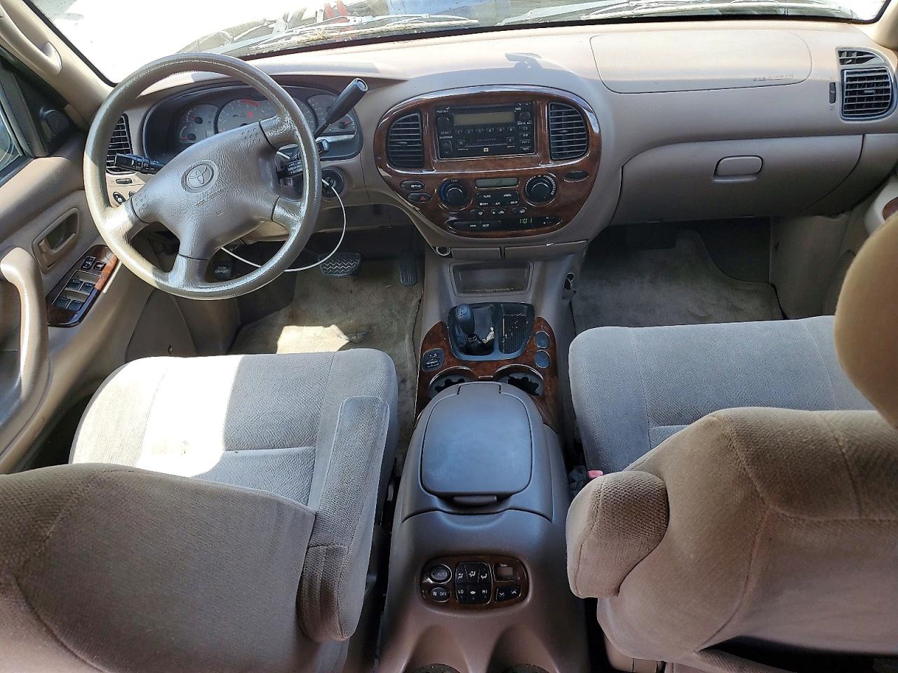 2002 Toyota Sequoia Sr5 Золотой vin: 5TDBT44A82S071439