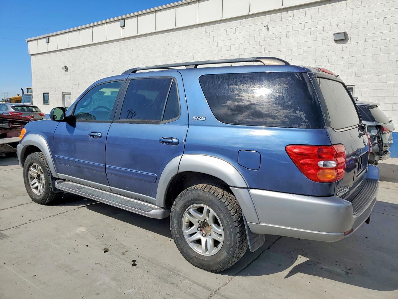 2003 Toyota Sequoia Sr5 Blue vin: 5TDBT44A83S203584