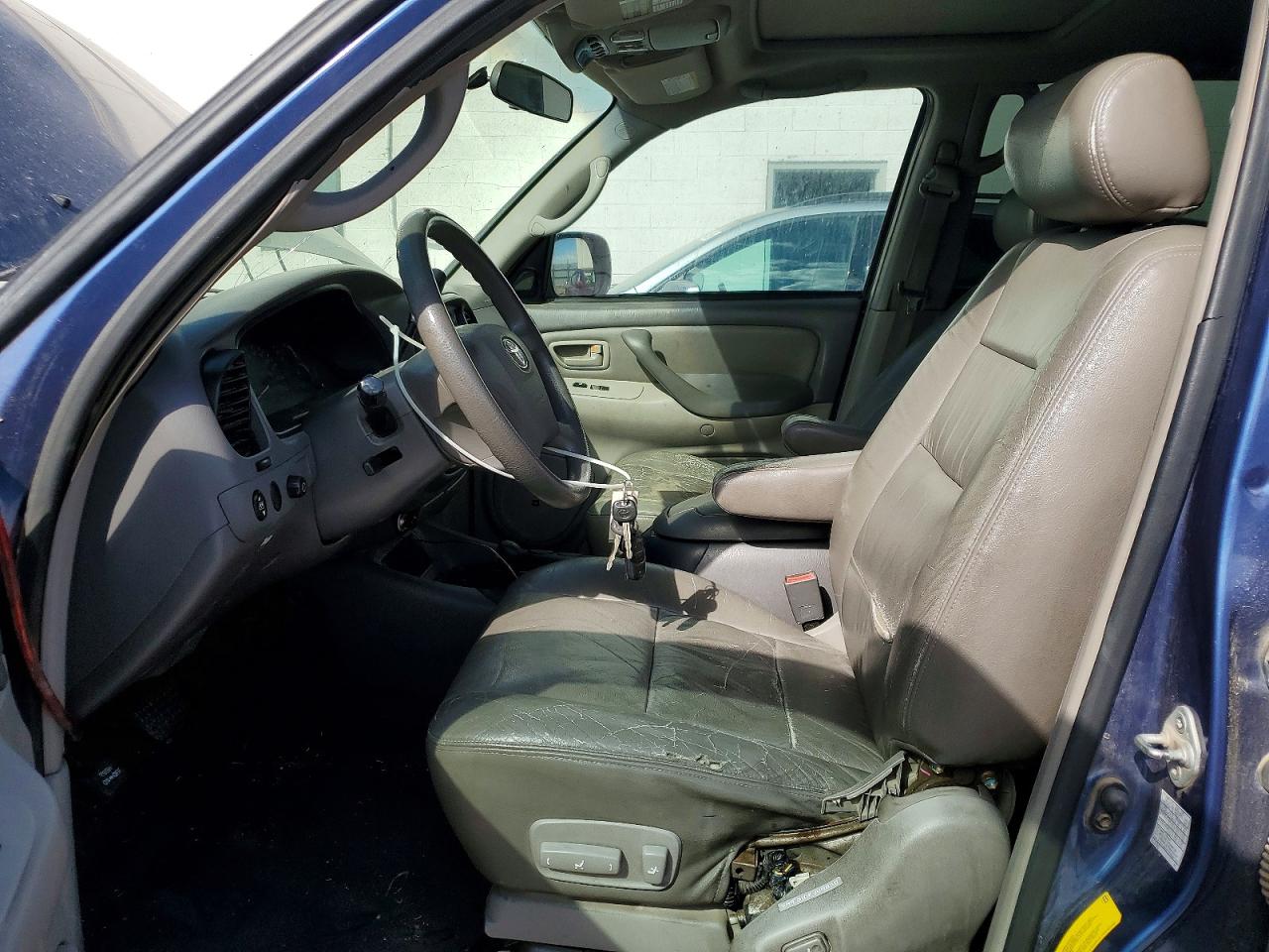 2003 Toyota Sequoia Sr5 Blue vin: 5TDBT44A83S203584