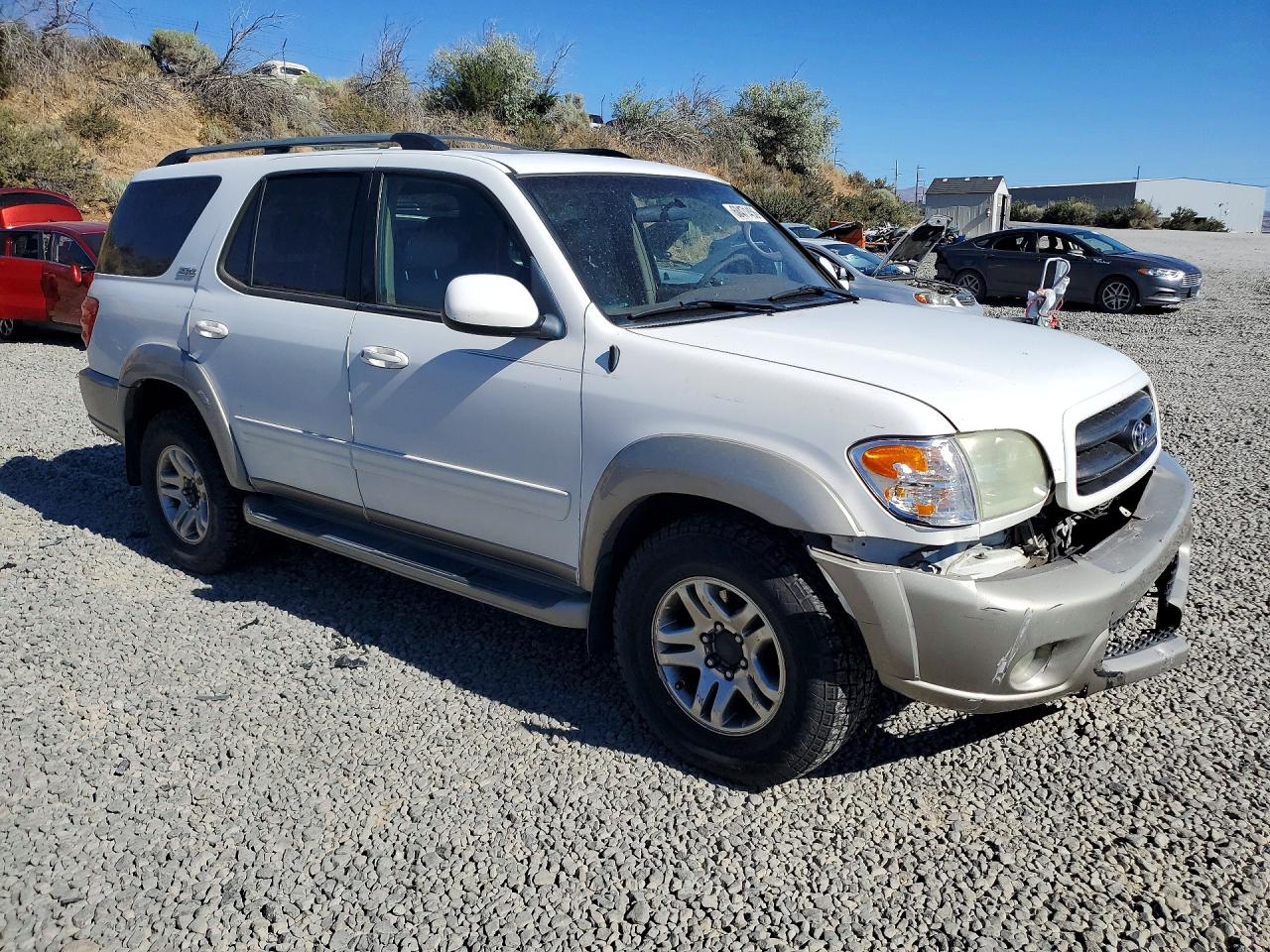 2004 Toyota Sequoia Sr5 White vin: 5TDBT44A84S220659