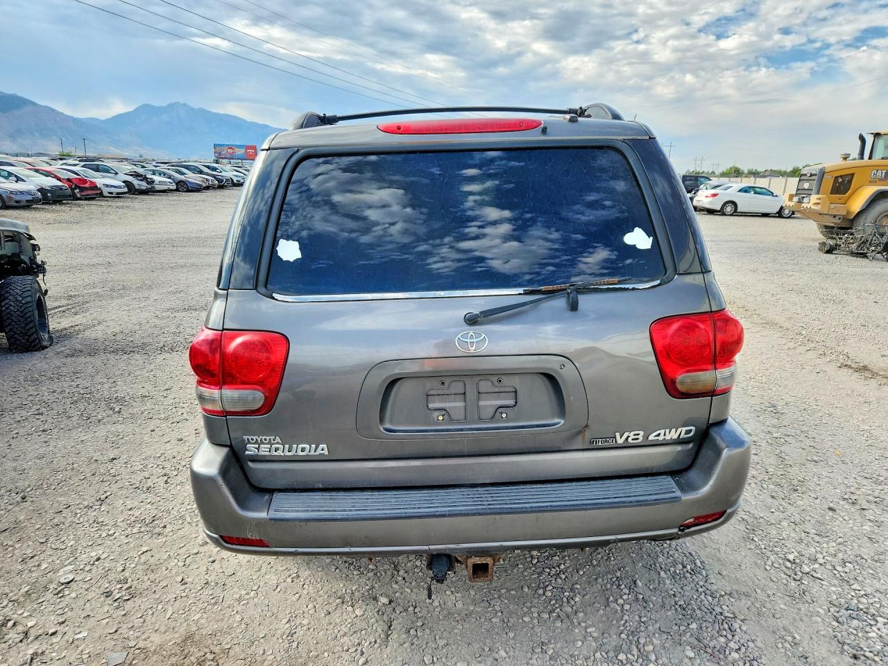 2005 Toyota Sequoia Sr5 Gray vin: 5TDBT44A85S236846