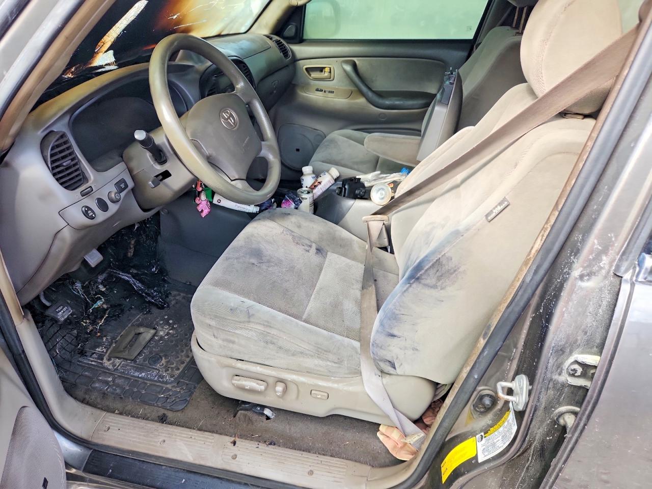 2005 Toyota Sequoia Sr5 Gray vin: 5TDBT44A85S236846