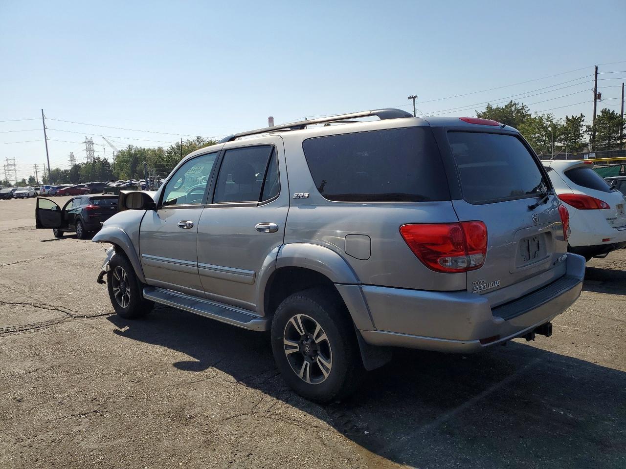 2005 Toyota Sequoia Sr5 Silver vin: 5TDBT44A85S240704