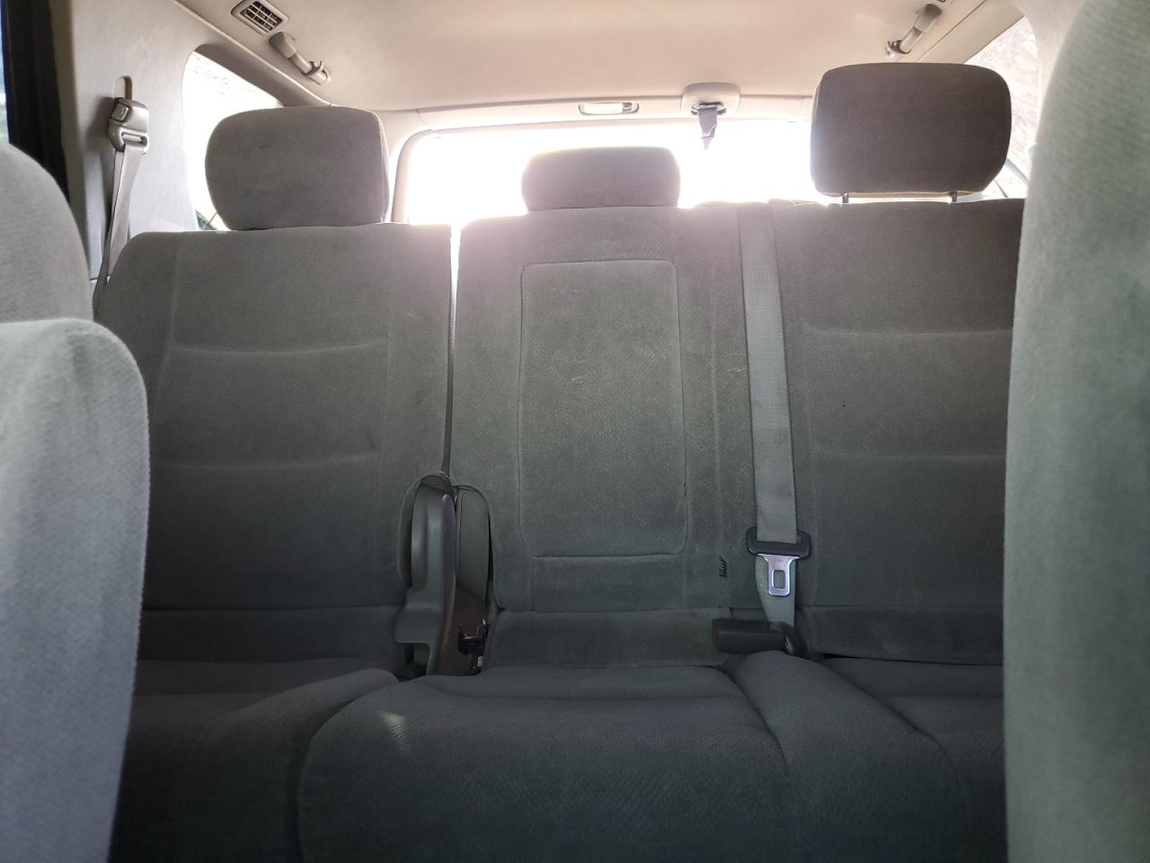 2002 Toyota Sequoia Sr5 Tan vin: 5TDBT44A92S085690