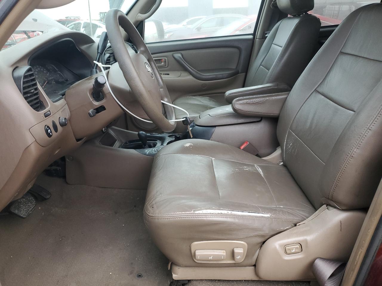 2004 Toyota Sequoia Sr5 Темно-бордовый vin: 5TDBT44A94S221142