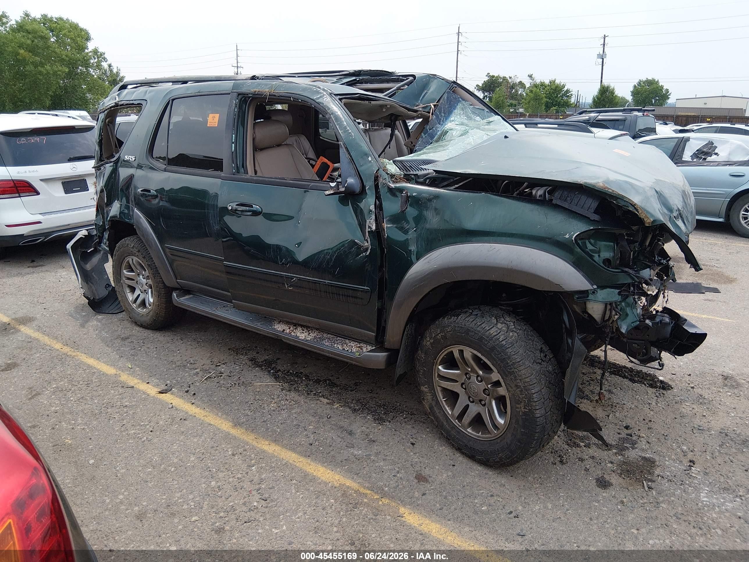 2004 Toyota Sequoia Sr5 V8 Green vin: 5TDBT44A94S227622