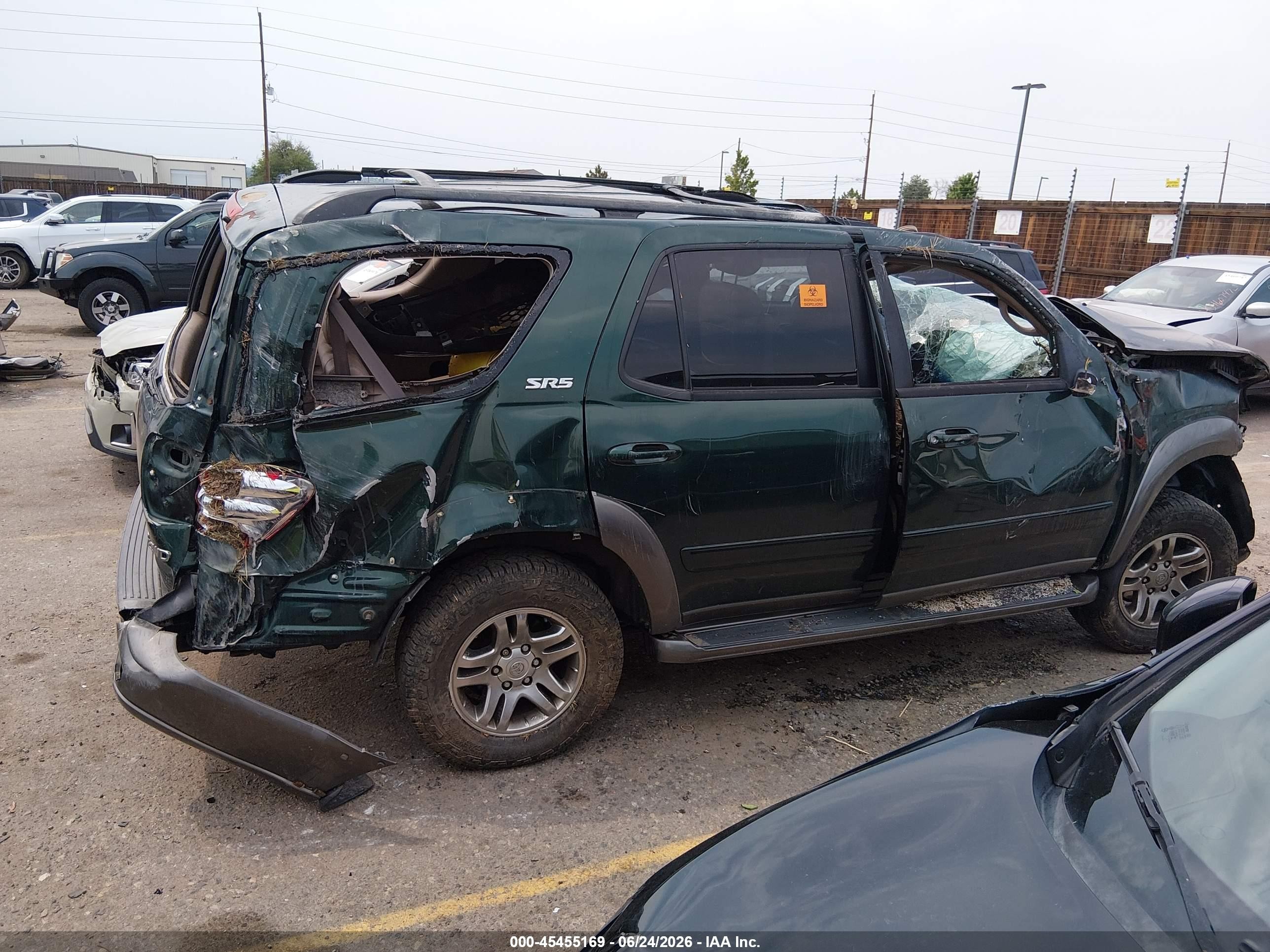 2004 Toyota Sequoia Sr5 V8 Green vin: 5TDBT44A94S227622