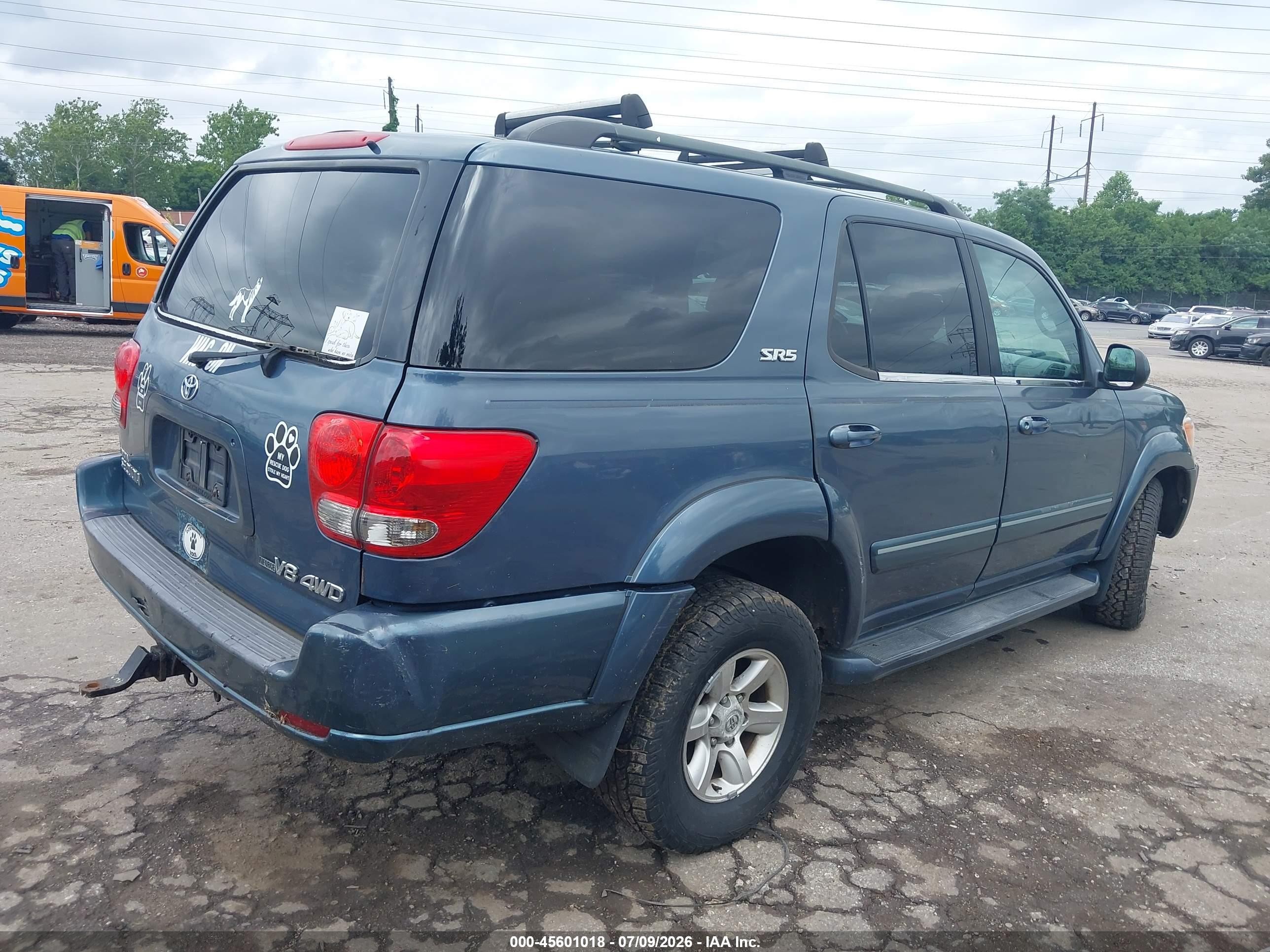 2005 Toyota Sequoia Sr5 V8 Light Blue vin: 5TDBT44A95S242025