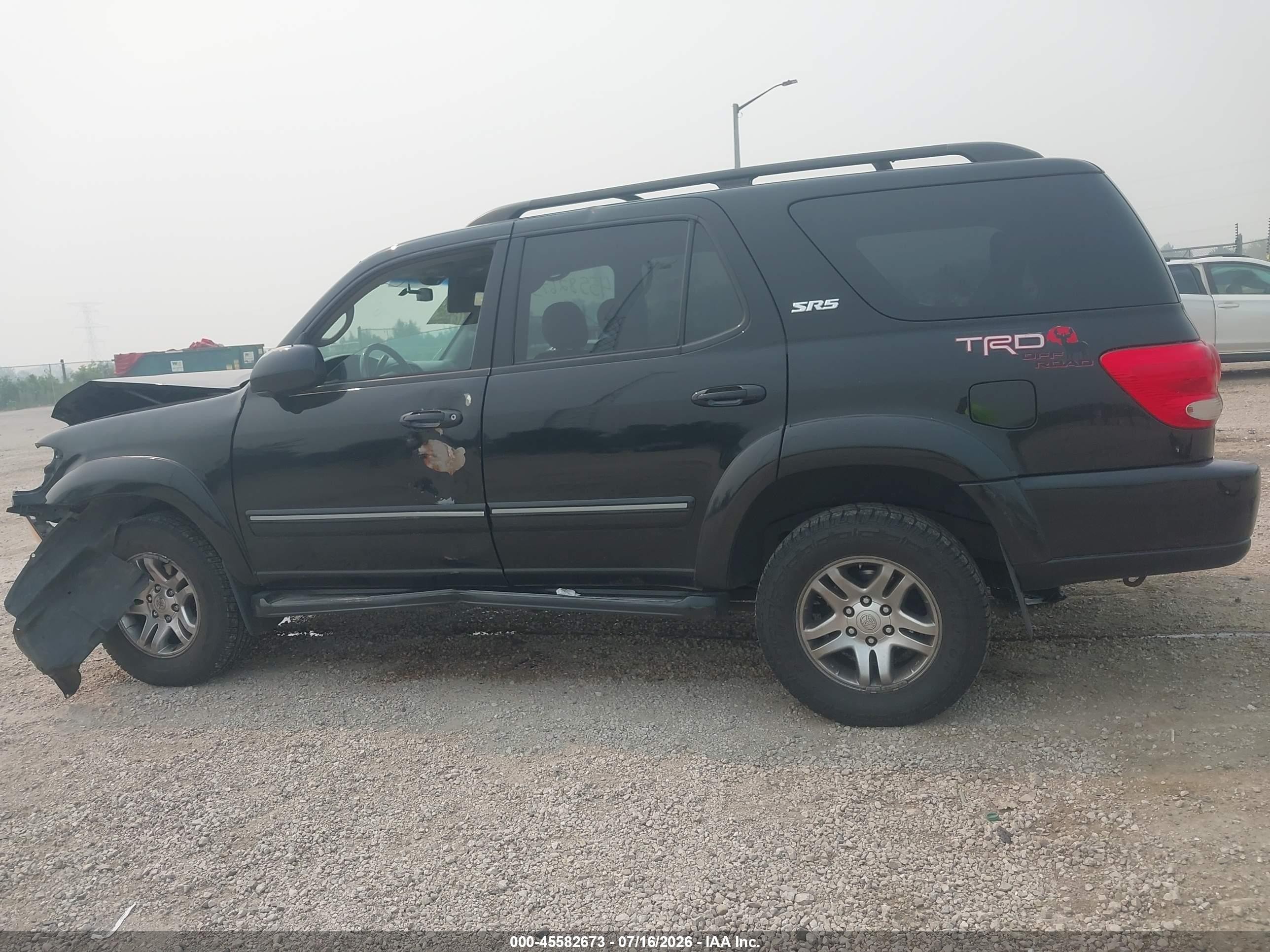 2005 Toyota Sequoia Sr5 V8 Black vin: 5TDBT44A95S246852