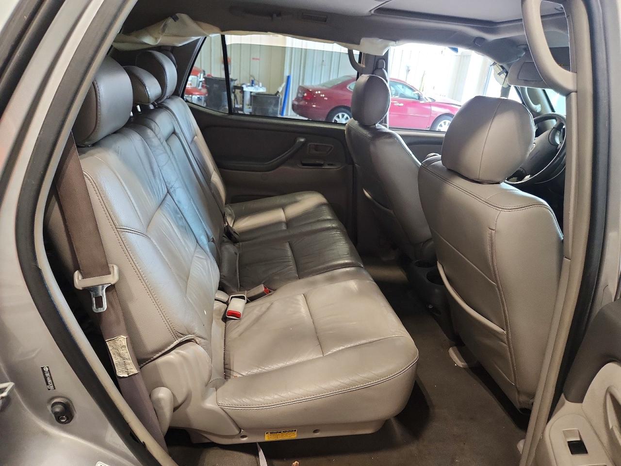 2006 Toyota Sequoia Sr5 Желто-коричневый vin: 5TDBT44A96S263068