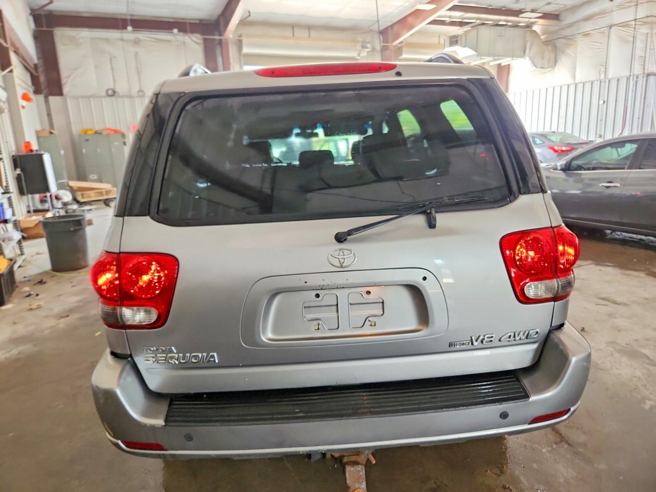 2007 Toyota Sequoia Sr5 Gray vin: 5TDBT44A97S280017