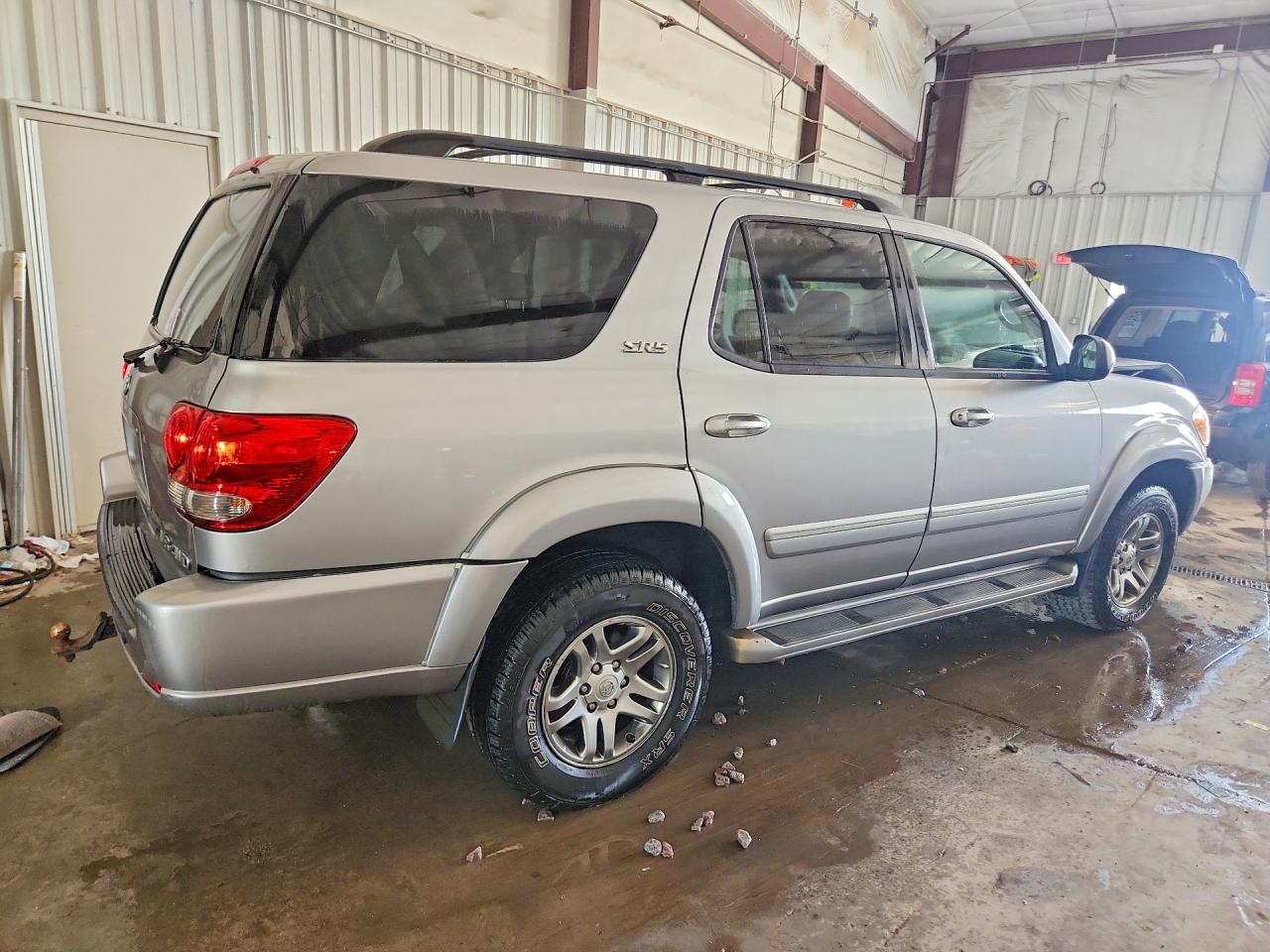 2007 Toyota Sequoia Sr5 Gray vin: 5TDBT44A97S280017
