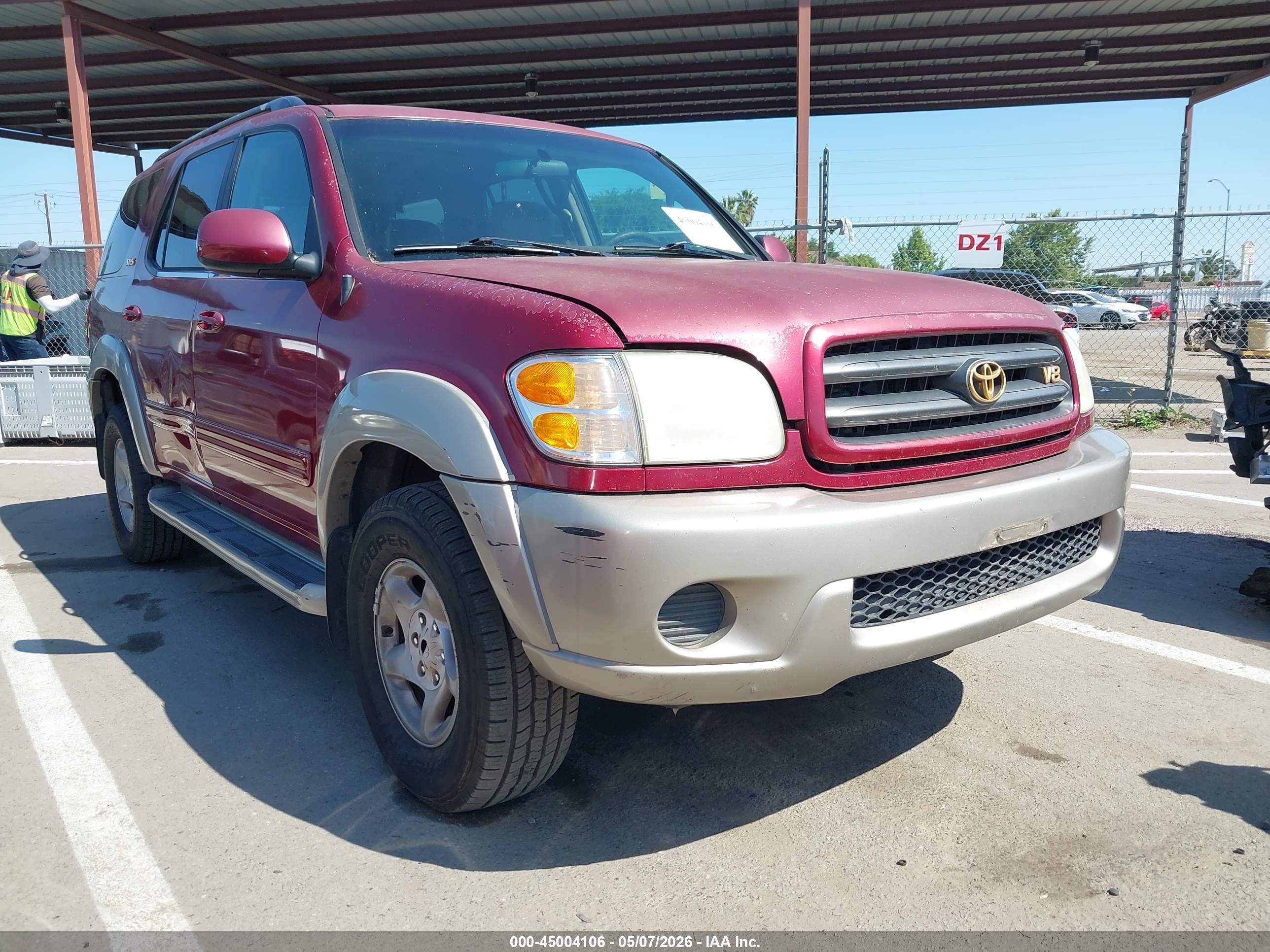 2001 Toyota Sequoia Sr5 V8 Красный vin: 5TDBT44AX1S015906