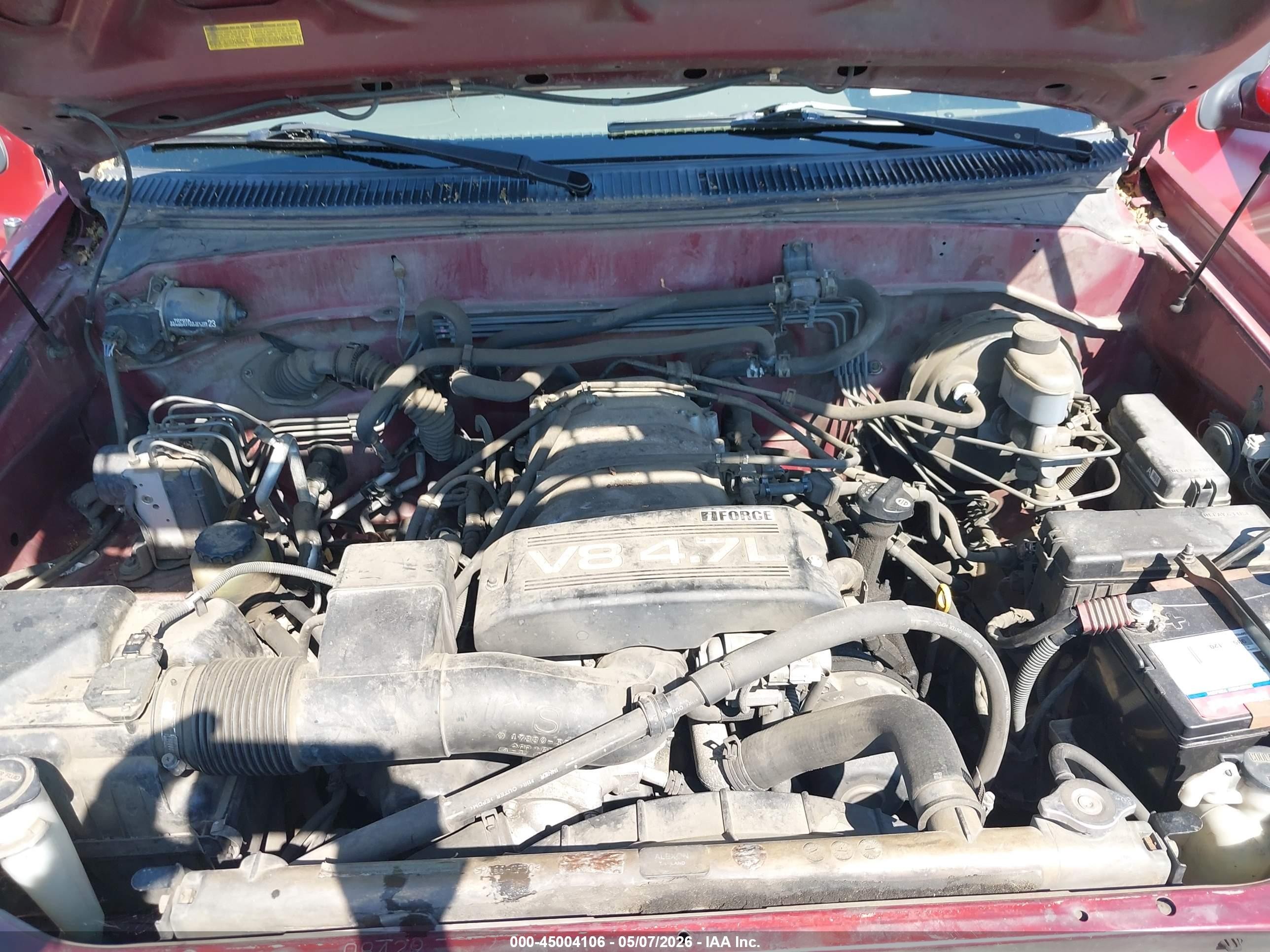 2001 Toyota Sequoia Sr5 V8 Красный vin: 5TDBT44AX1S015906
