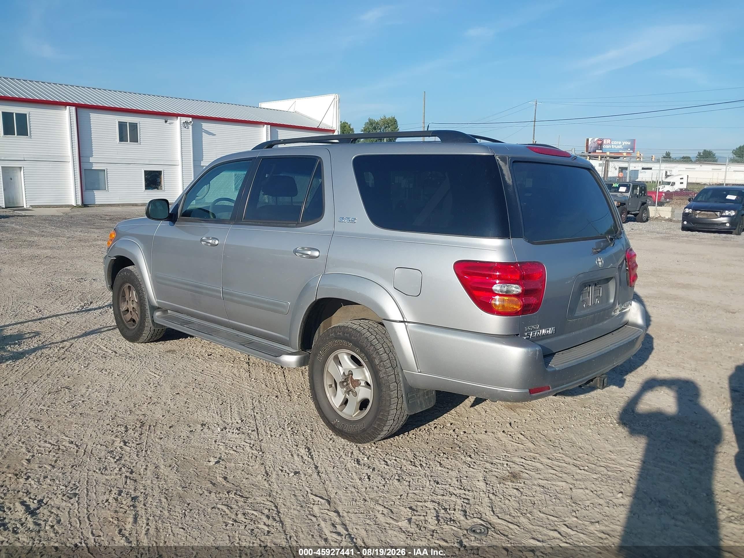 2002 Toyota Sequoia Sr5 V8 Silver vin: 5TDBT44AX2S066369