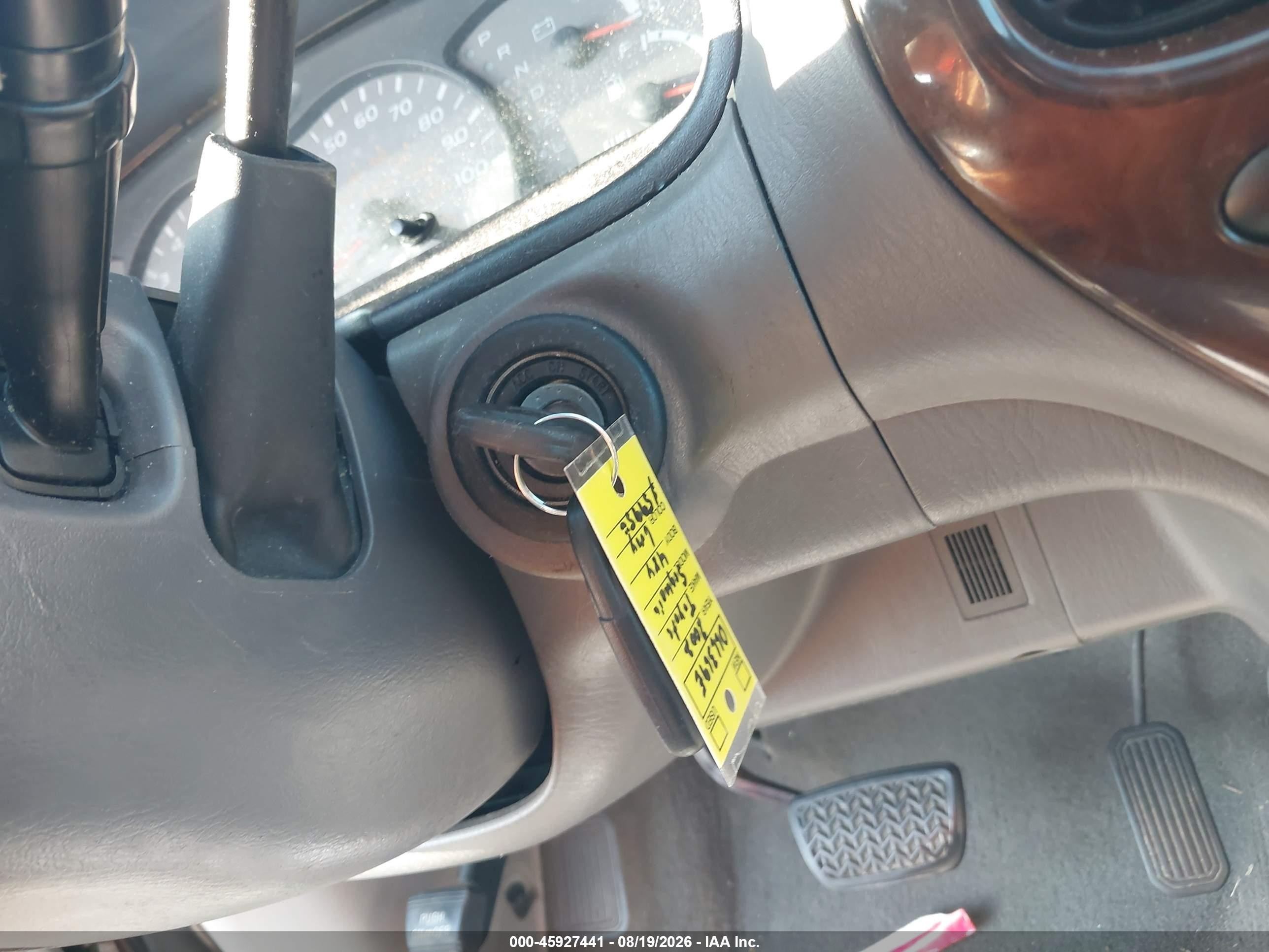 2002 Toyota Sequoia Sr5 V8 Silver vin: 5TDBT44AX2S066369