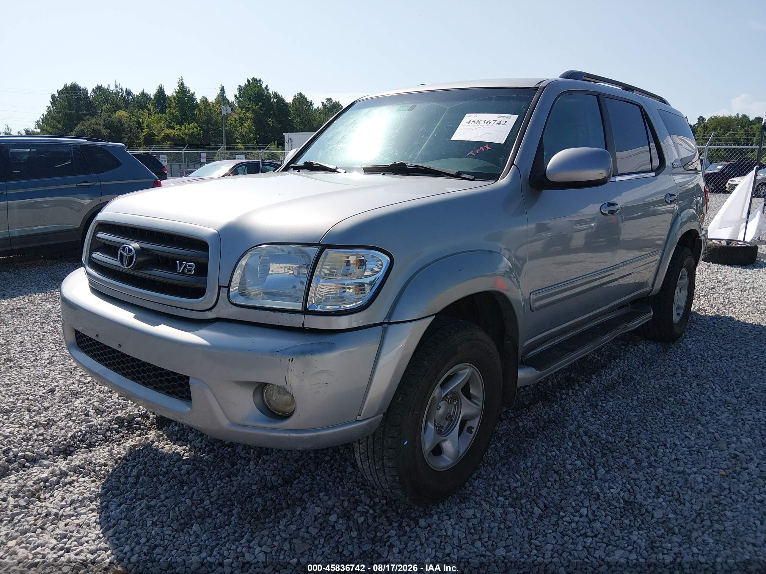 2002 Toyota Sequoia Sr5 V8 Silver vin: 5TDBT44AX2S096813
