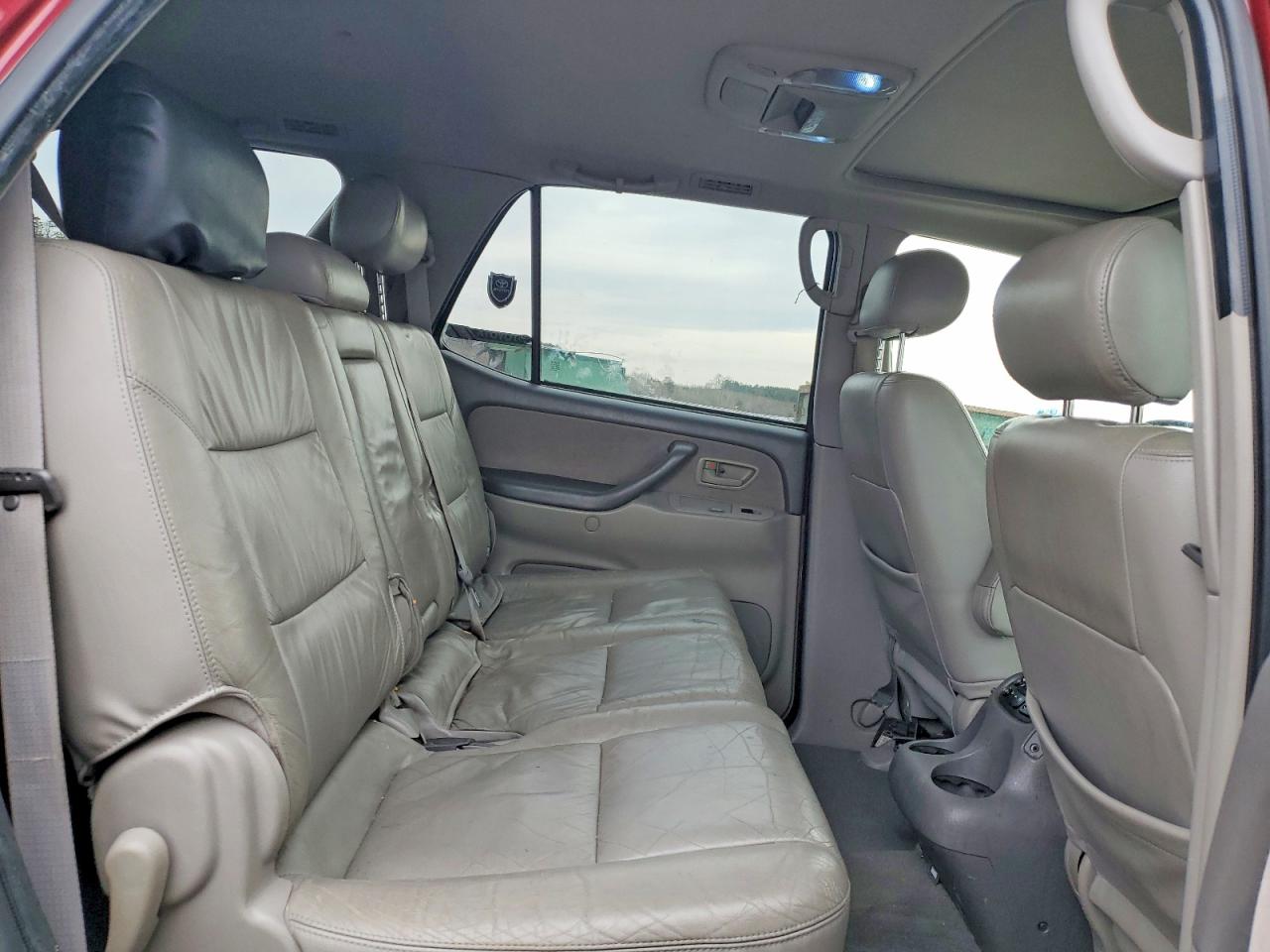 2003 Toyota Sequoia Maroon vin: 5TDBT44AX3S199098