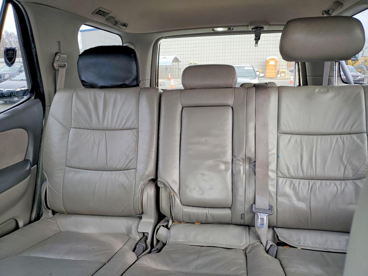 2003 Toyota Sequoia Maroon vin: 5TDBT44AX3S199098