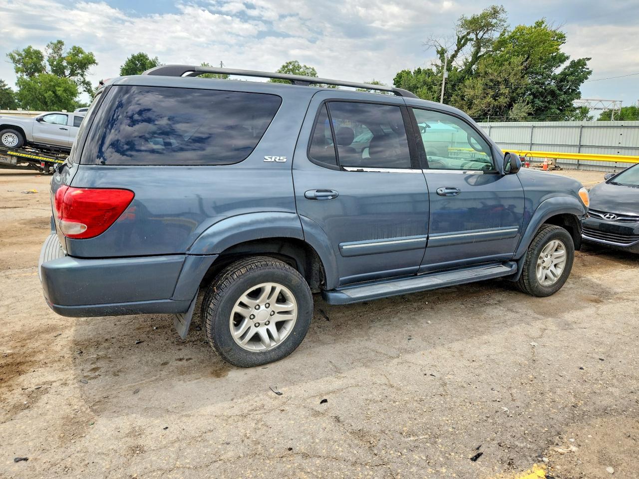 2005 Toyota Sequoia Sr5 Turquoise vin: 5TDBT44AX5S243846