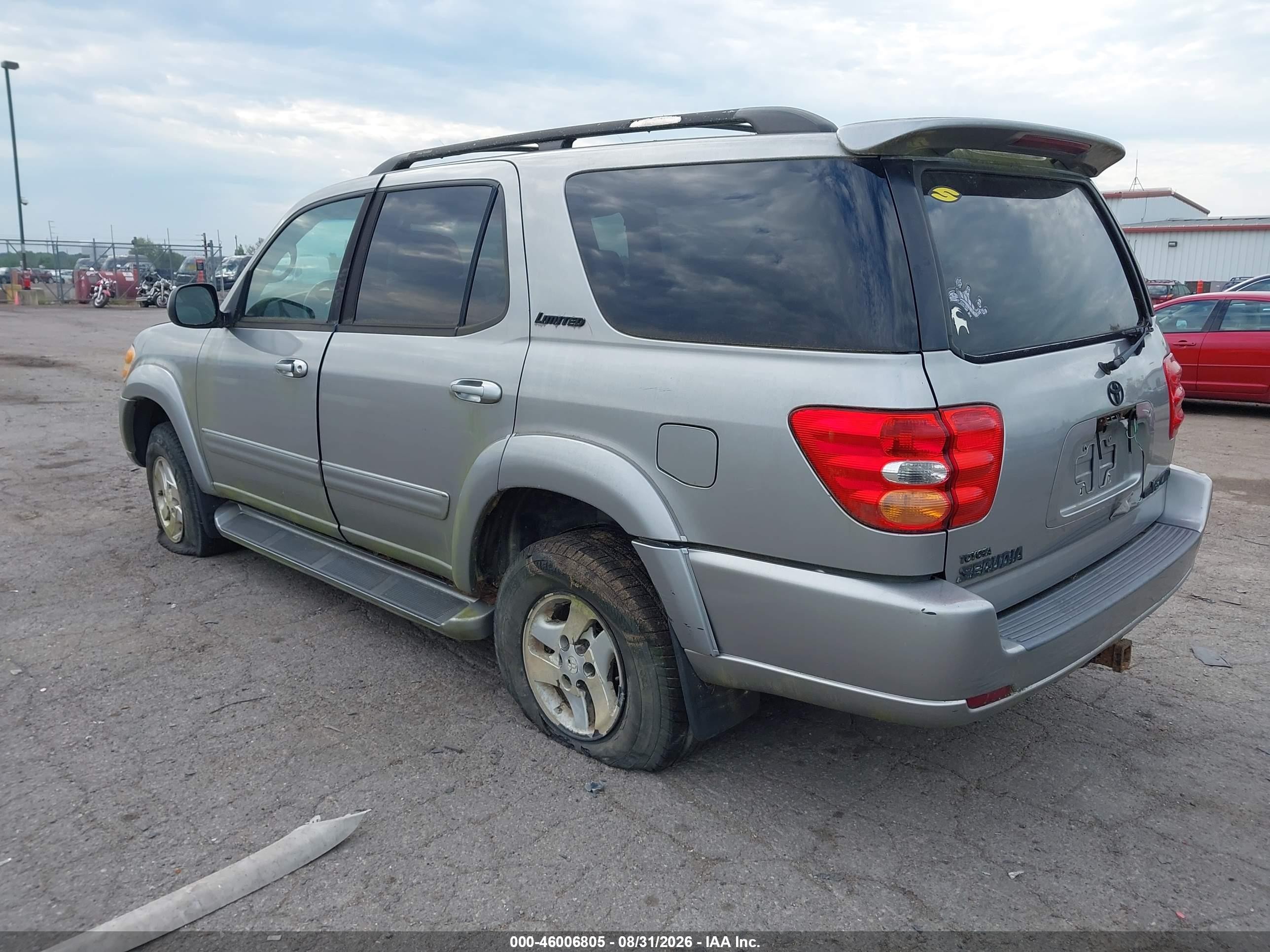 2001 Toyota Sequoia Limited V8 Silver vin: 5TDBT48A01S009669