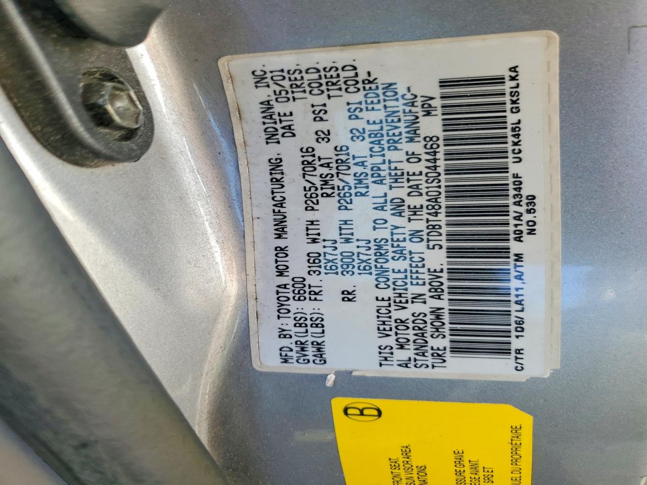 2001 Toyota Sequoia Limited Silver vin: 5TDBT48A01S044468