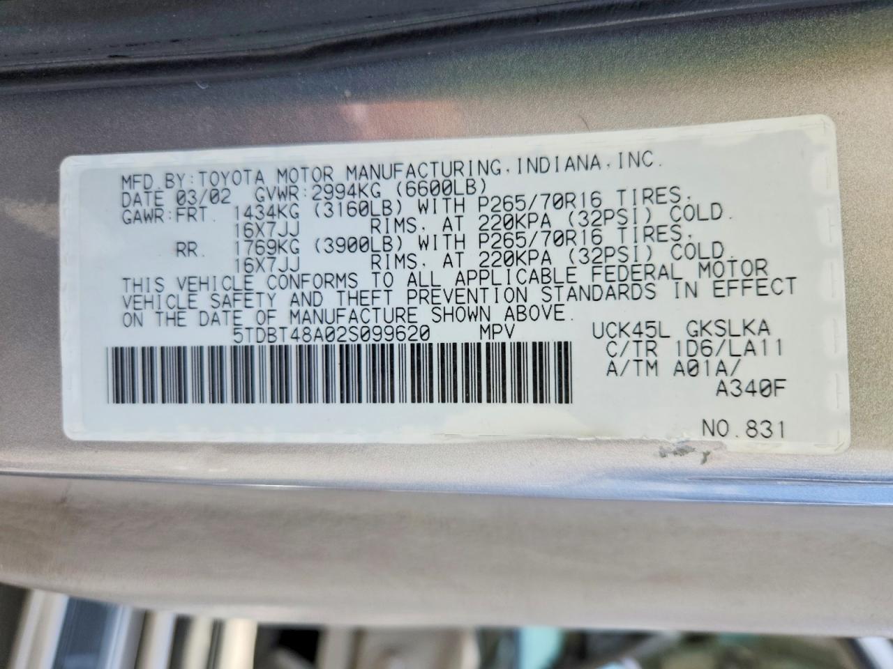 2002 Toyota Sequoia Limited Silver vin: 5TDBT48A02S099620