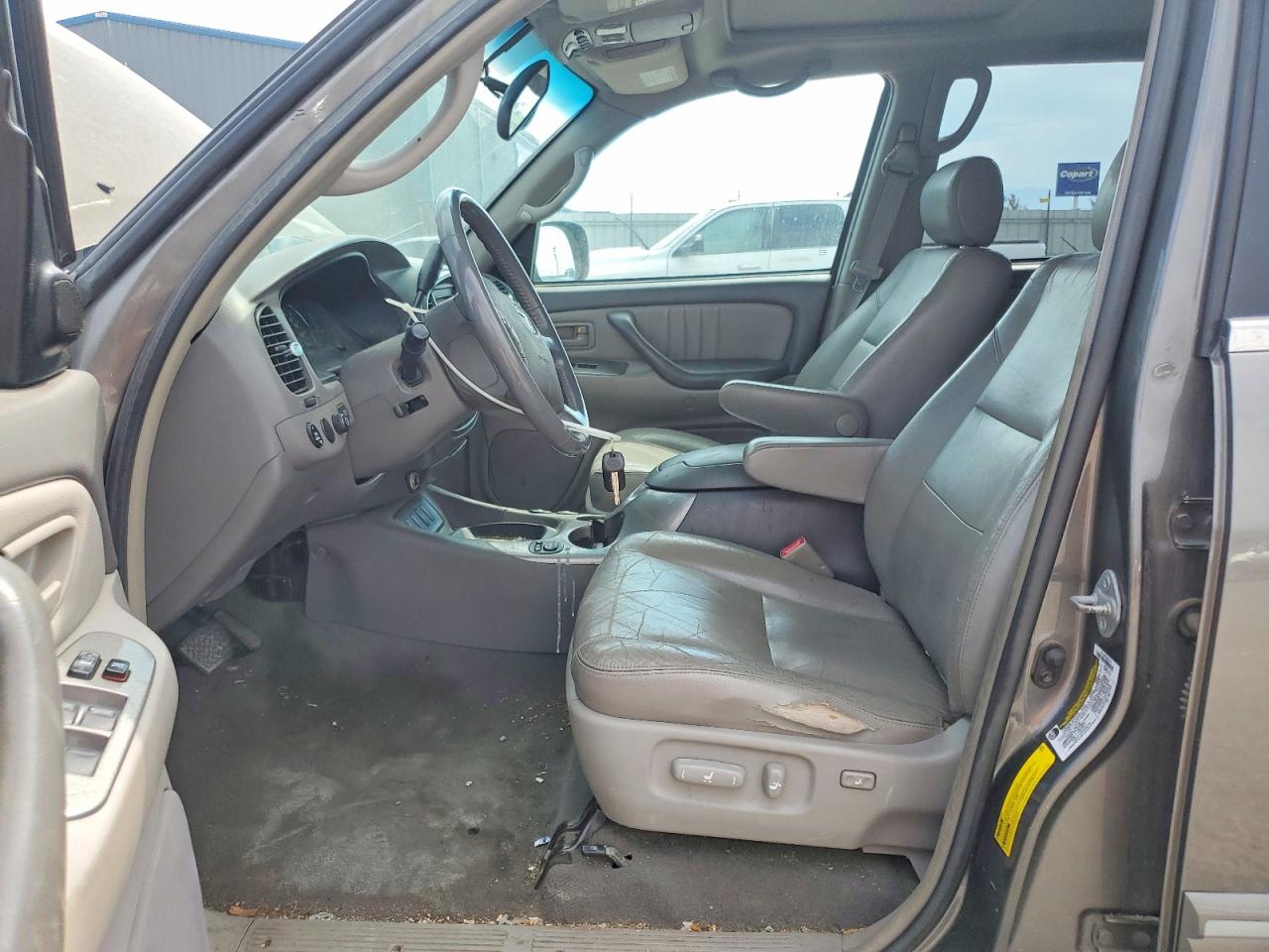 2005 Toyota Sequoia Limited Tan vin: 5TDBT48A05S240559