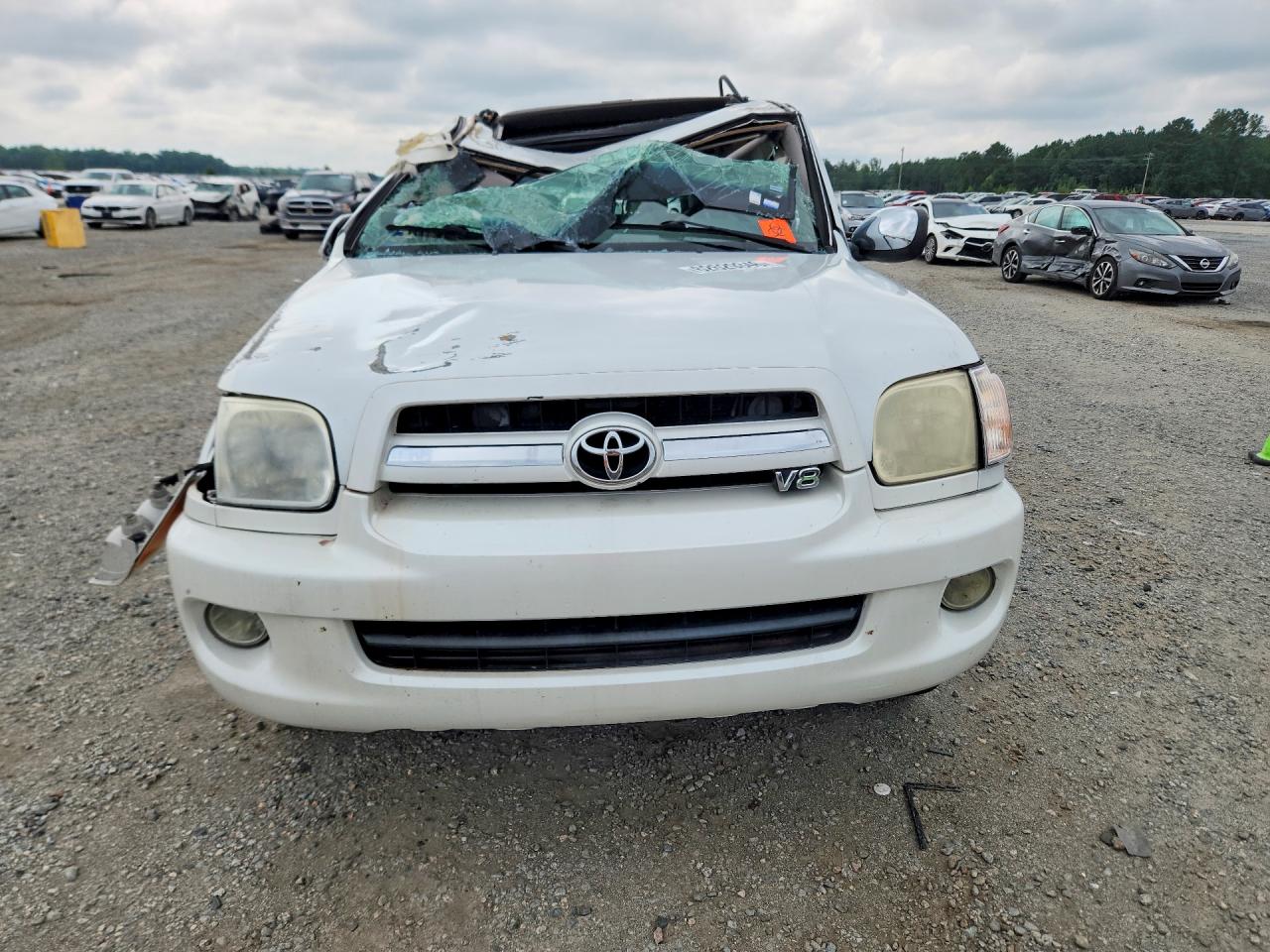 2007 Toyota Sequoia Limited White vin: 5TDBT48A07S277811