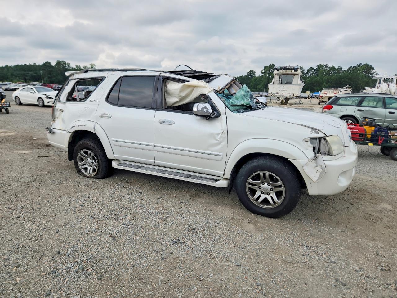 2007 Toyota Sequoia Limited White vin: 5TDBT48A07S277811