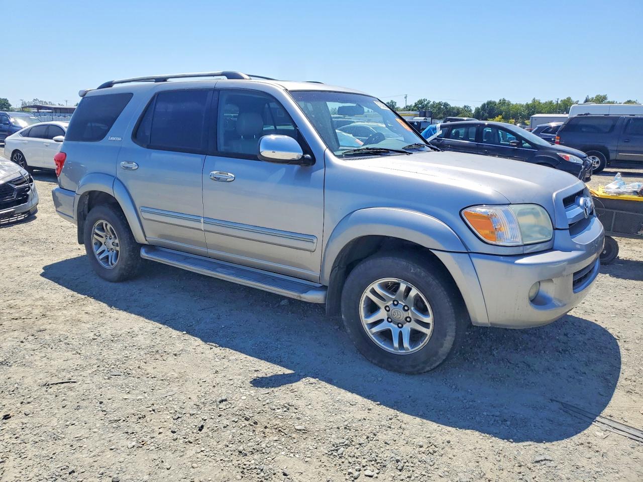 2007 Toyota Sequoia Limited Серебряный vin: 5TDBT48A07S281194