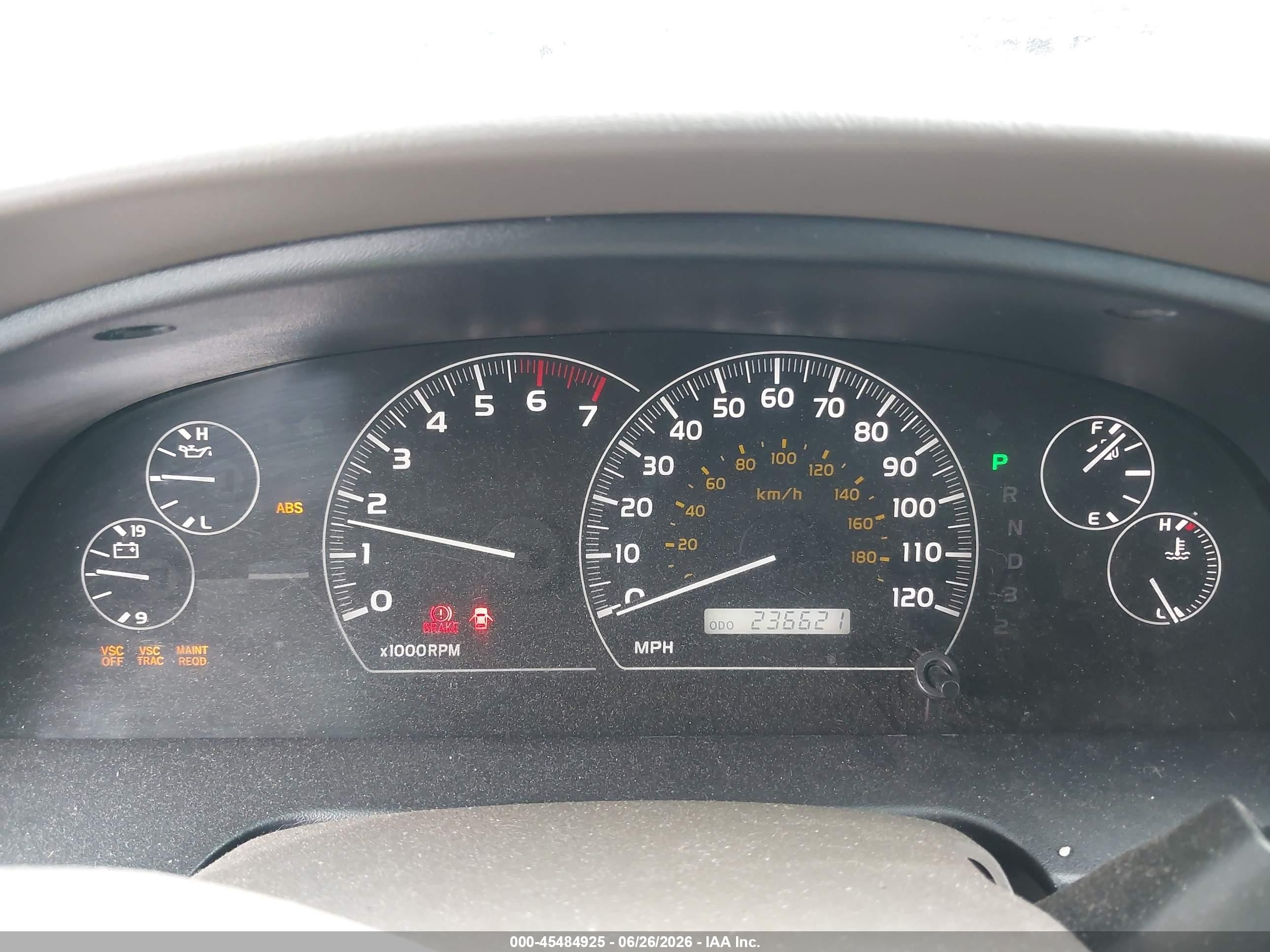 2007 Toyota Sequoia Limited Gold vin: 5TDBT48A07S282913