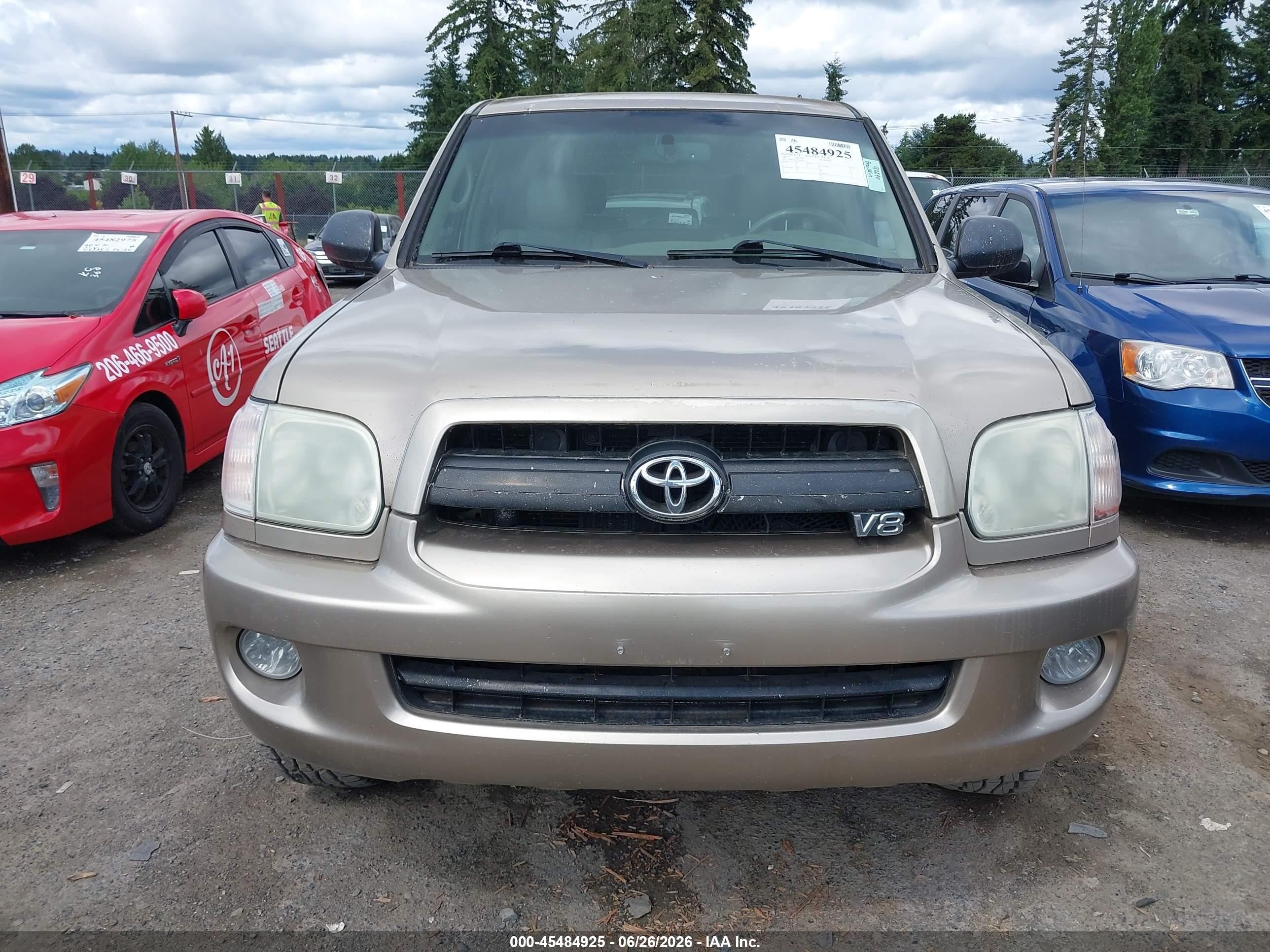 2007 Toyota Sequoia Limited Gold vin: 5TDBT48A07S282913