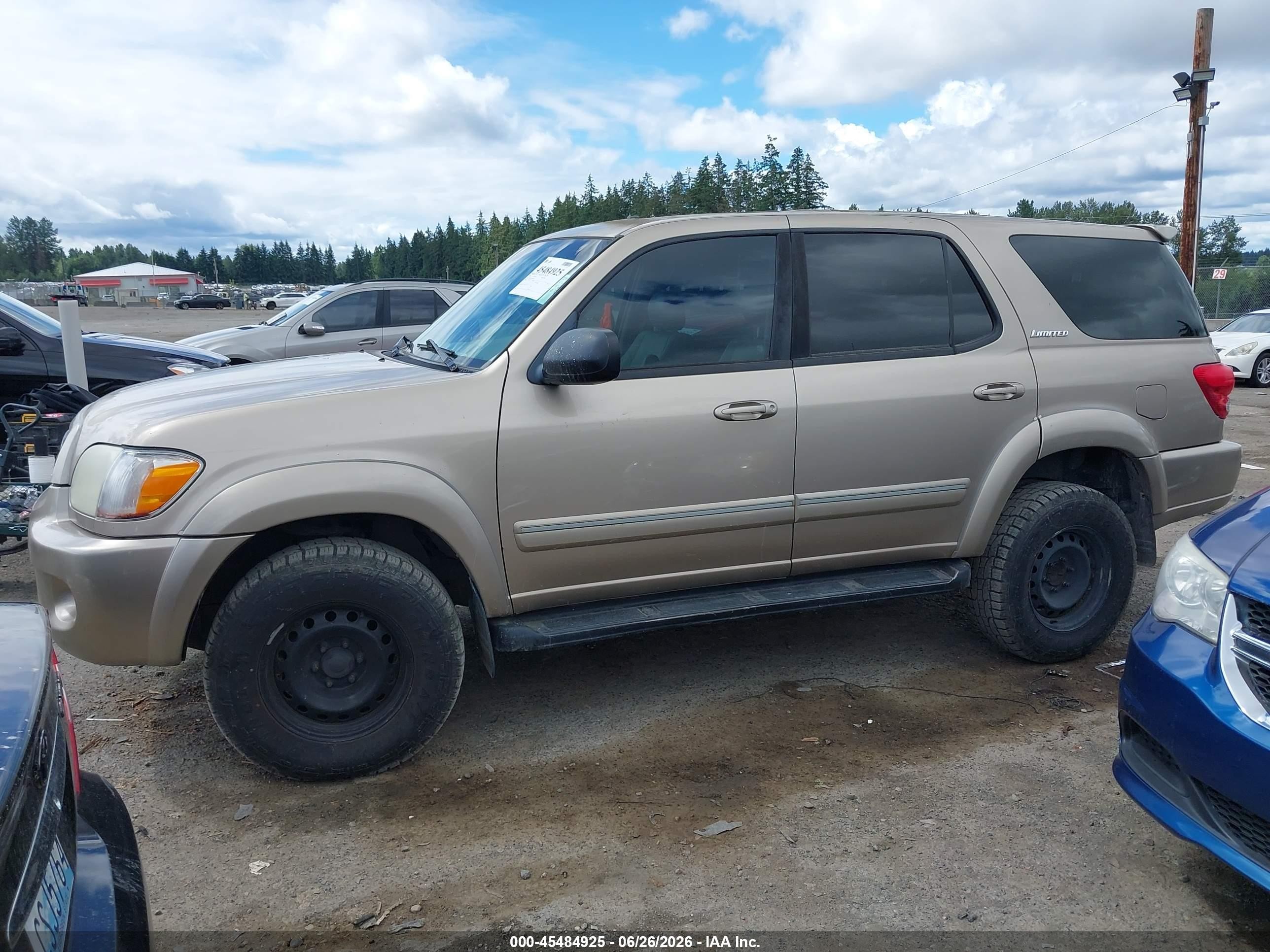 2007 Toyota Sequoia Limited Gold vin: 5TDBT48A07S282913