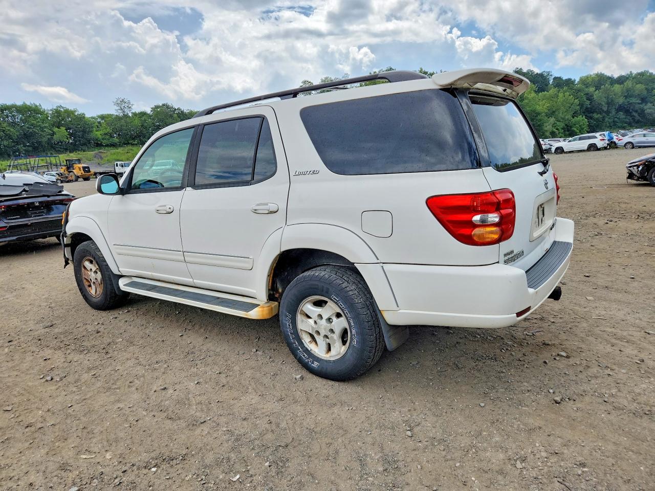 2001 Toyota Sequoia Limited White vin: 5TDBT48A11S052174