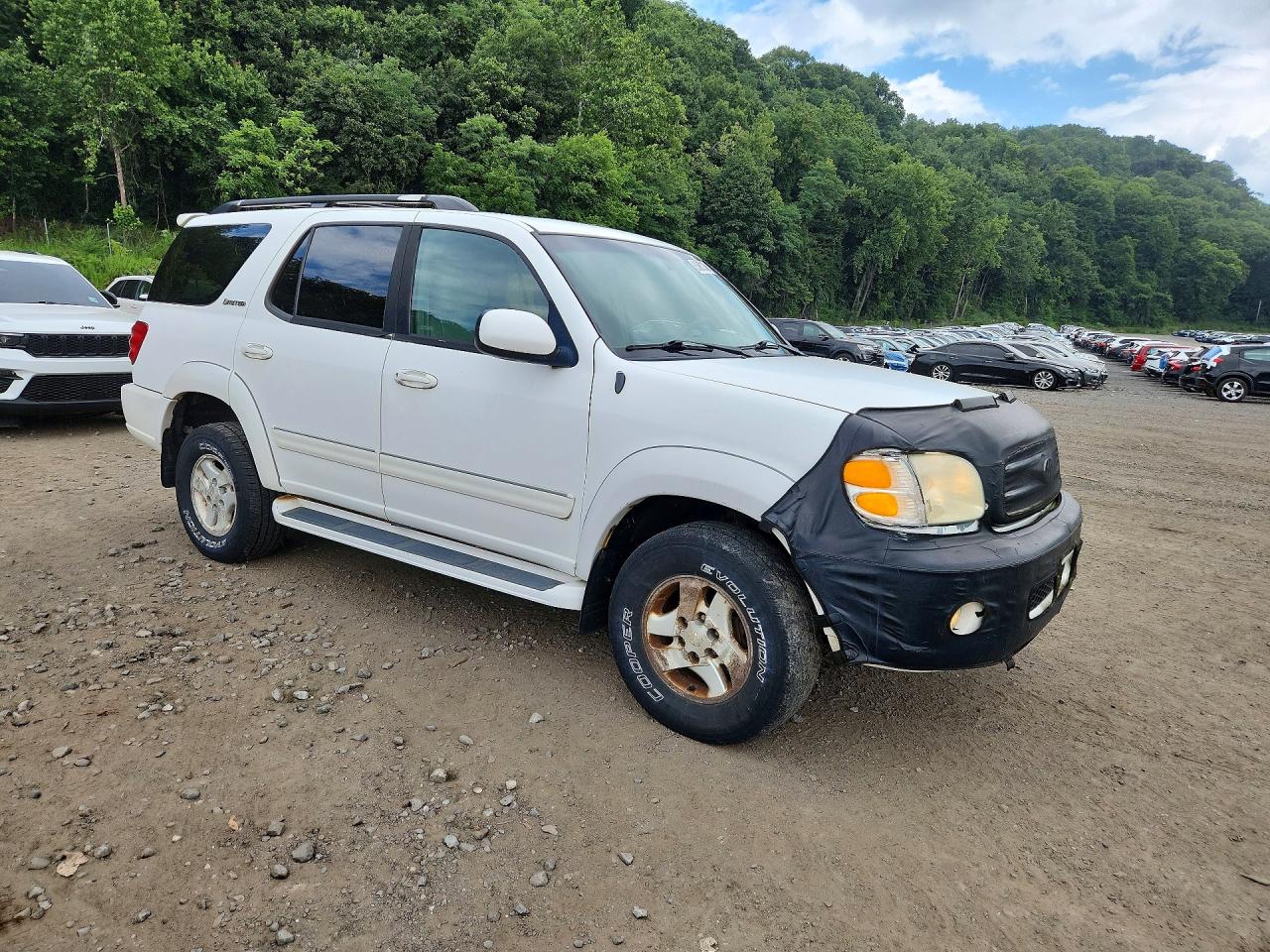 2001 Toyota Sequoia Limited White vin: 5TDBT48A11S052174