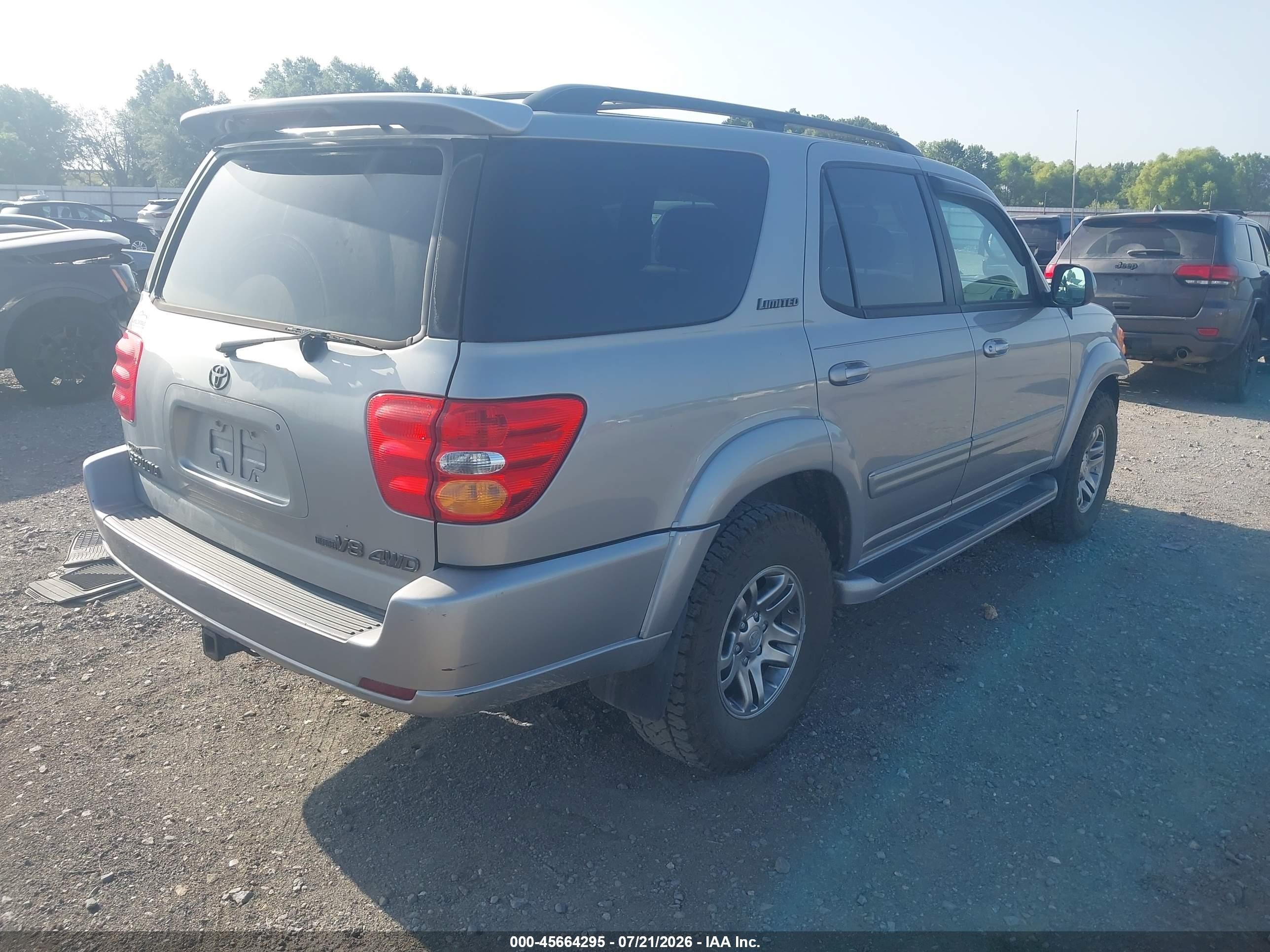 2003 Toyota Sequoia Limited V8 Silver vin: 5TDBT48A13S190171