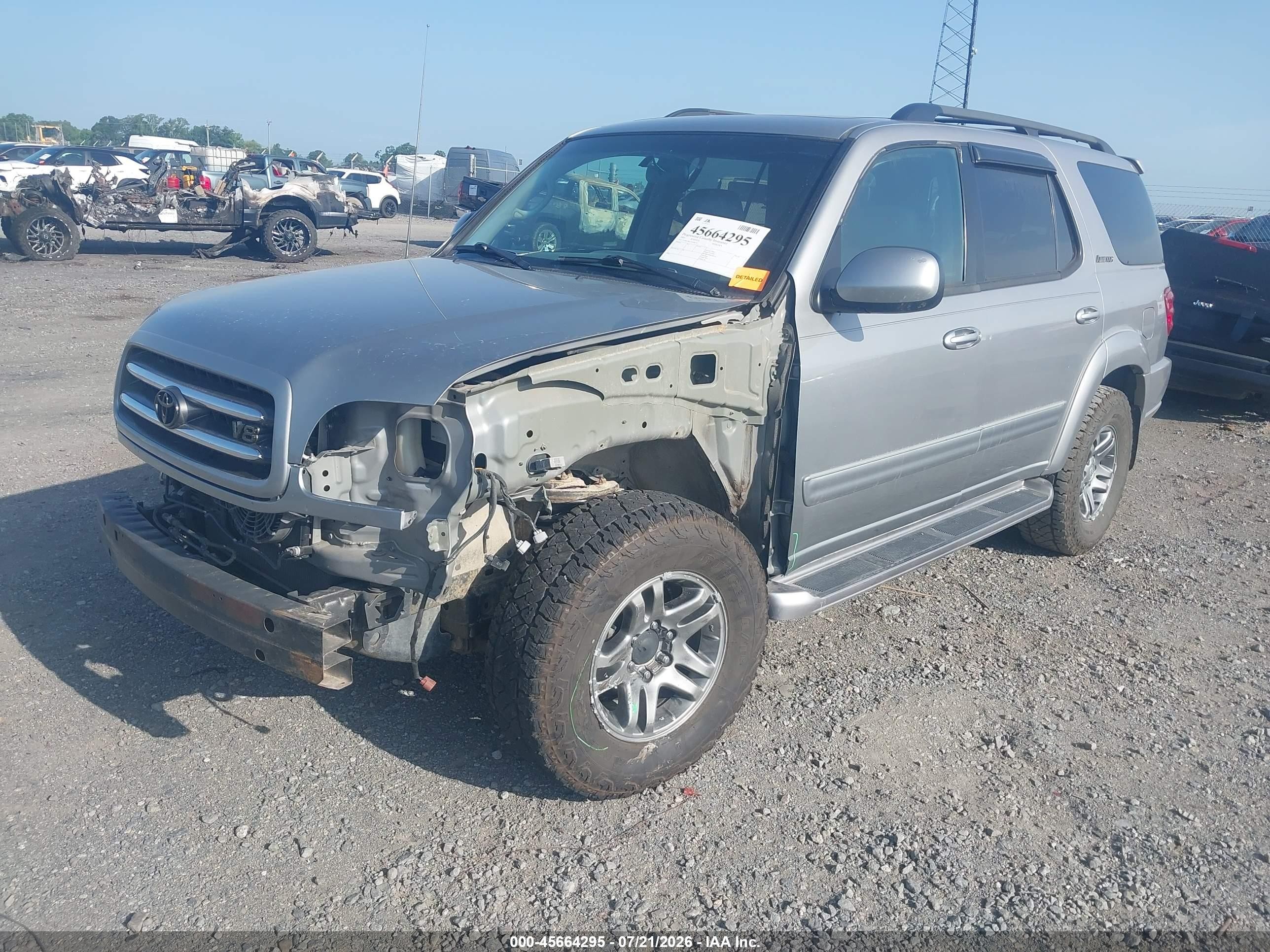 2003 Toyota Sequoia Limited V8 Silver vin: 5TDBT48A13S190171