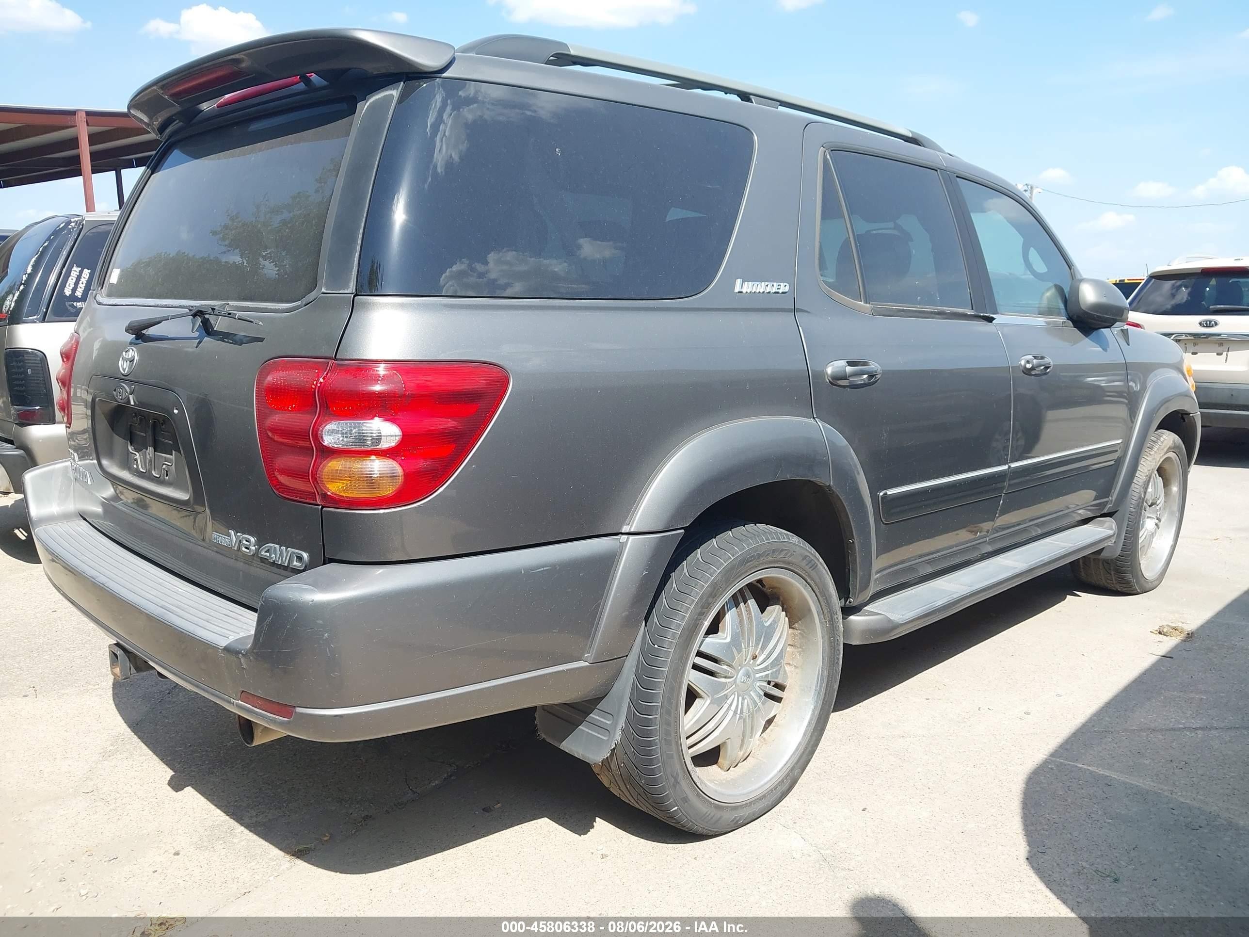 2004 Toyota Sequoia Limited V8 Silver vin: 5TDBT48A14S224725