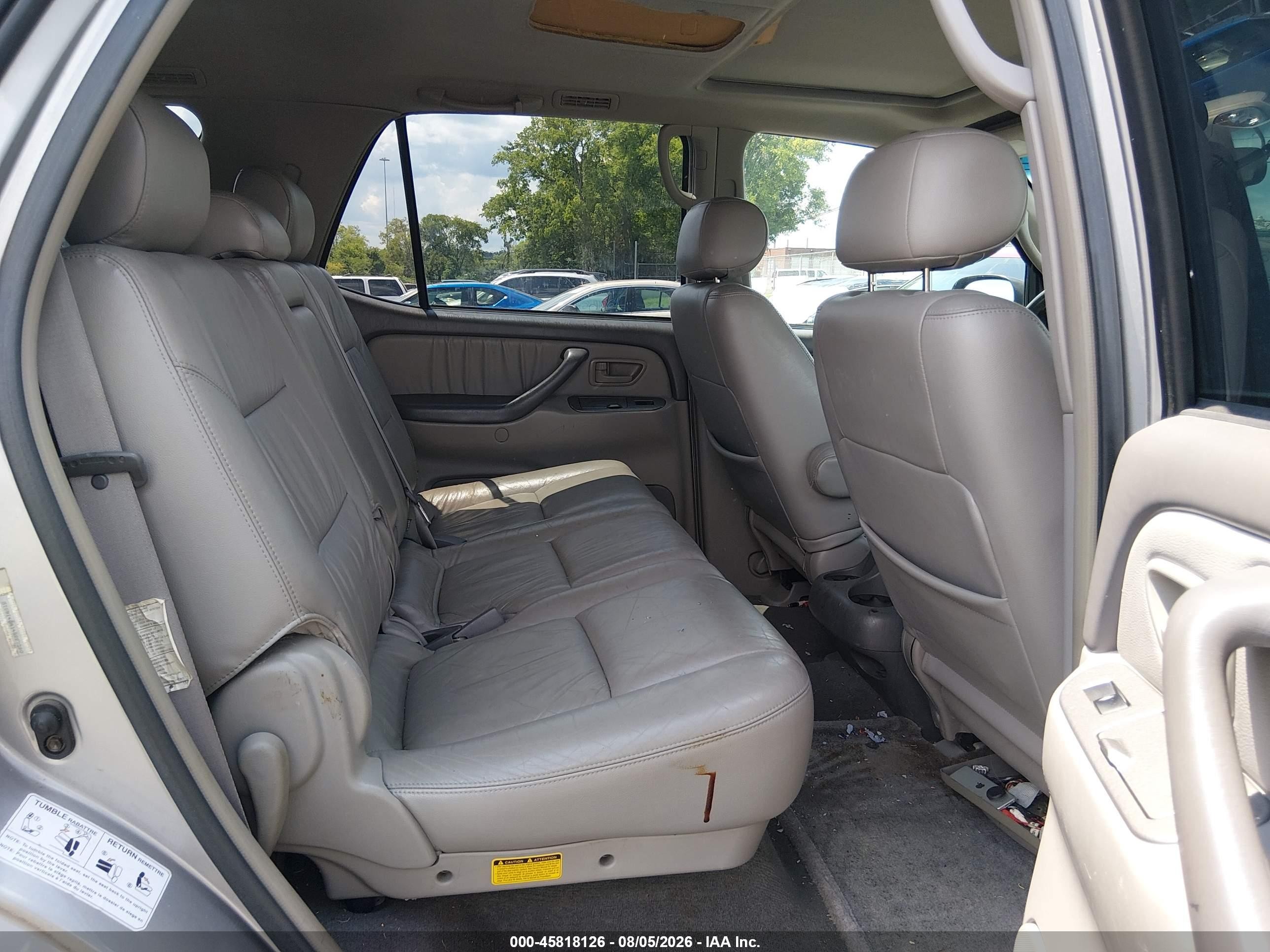 2004 Toyota Sequoia Limited V8 Silver vin: 5TDBT48A14S227320