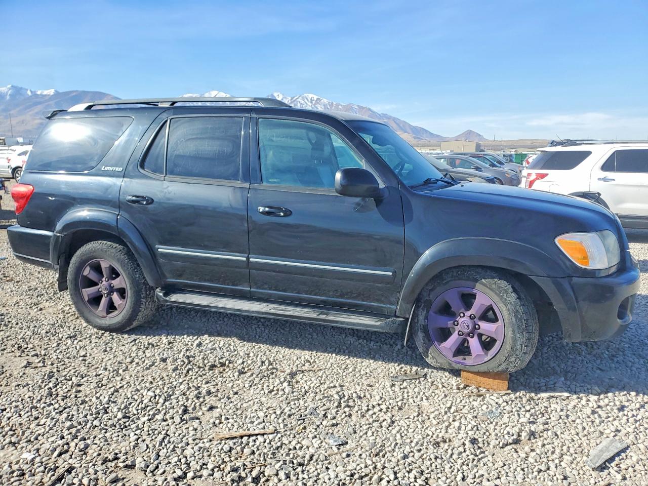 2005 Toyota Sequoia Limited Black vin: 5TDBT48A15S256835