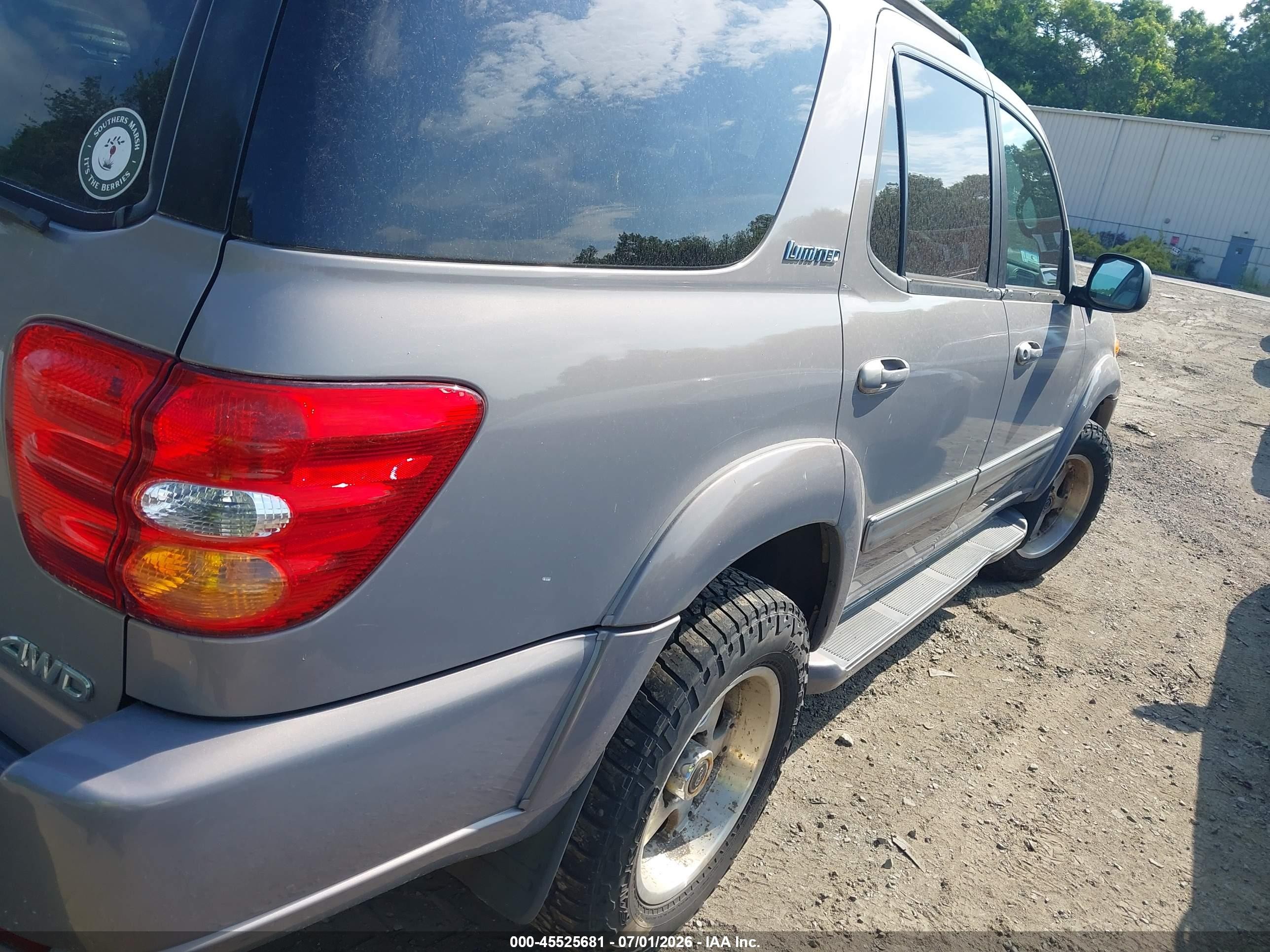 2001 Toyota Sequoia Limited V8 Gold vin: 5TDBT48A21S008006