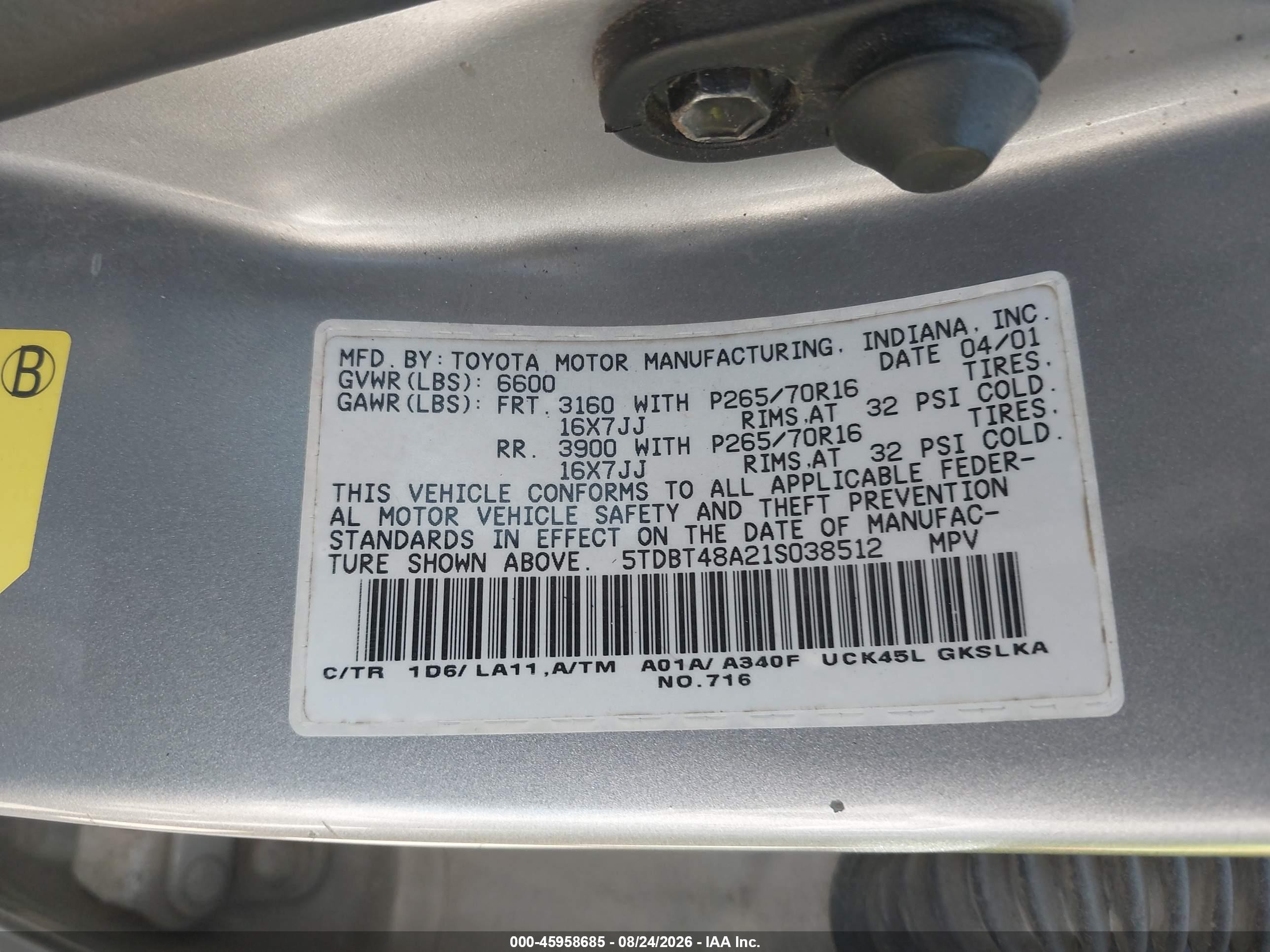 2001 Toyota Sequoia Limited V8 Silver vin: 5TDBT48A21S038512