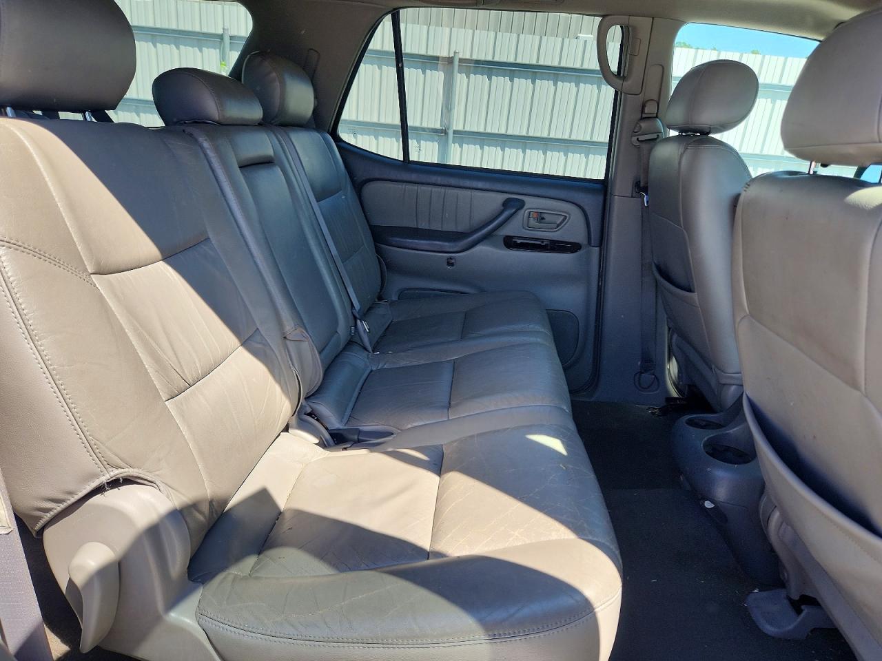 2002 Toyota Sequoia Limited Gray vin: 5TDBT48A22S104817