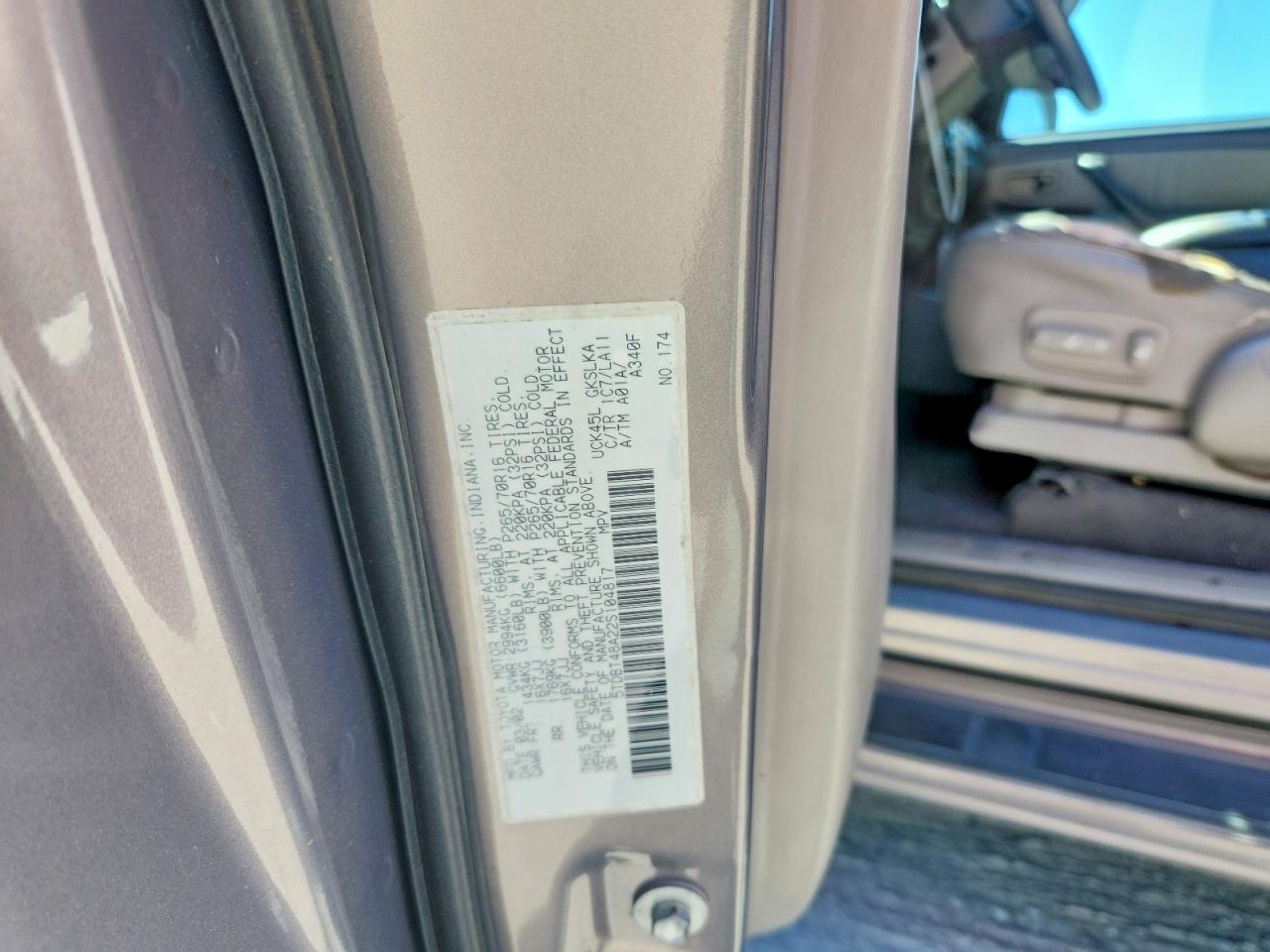 2002 Toyota Sequoia Limited Gray vin: 5TDBT48A22S104817