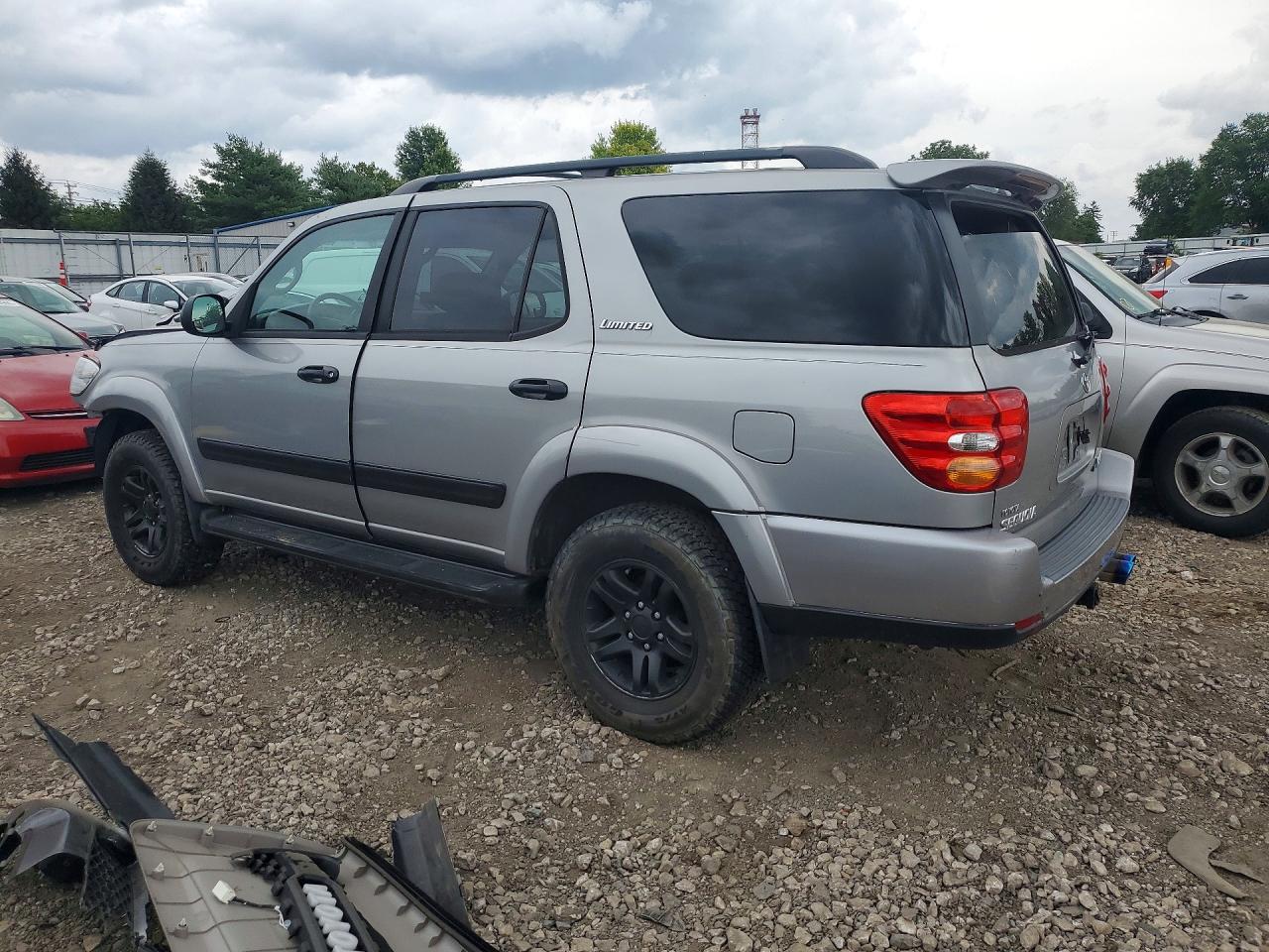 2003 Toyota Sequoia Limited Silver vin: 5TDBT48A23S184430