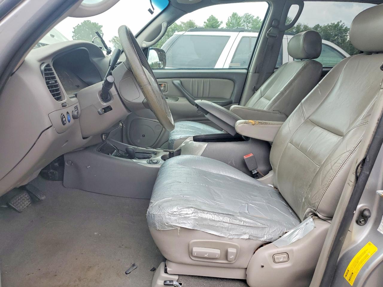 2003 Toyota Sequoia Limited Silver vin: 5TDBT48A23S184430