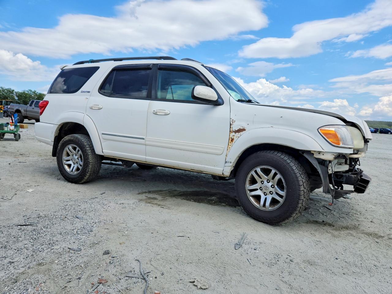 2005 Toyota Sequoia Limited White vin: 5TDBT48A25S247030
