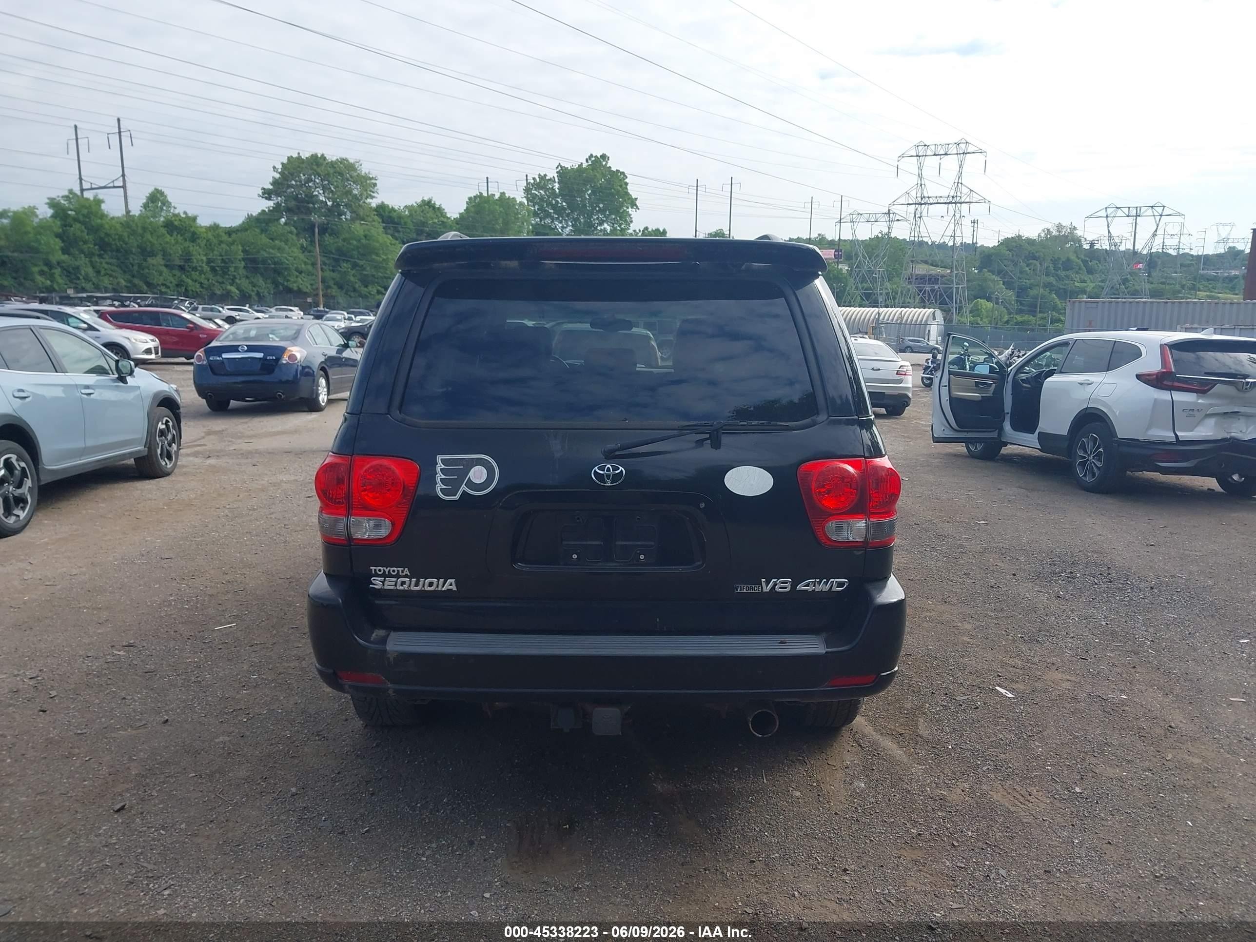 2006 Toyota Sequoia Limited V8 Black vin: 5TDBT48A26S273984